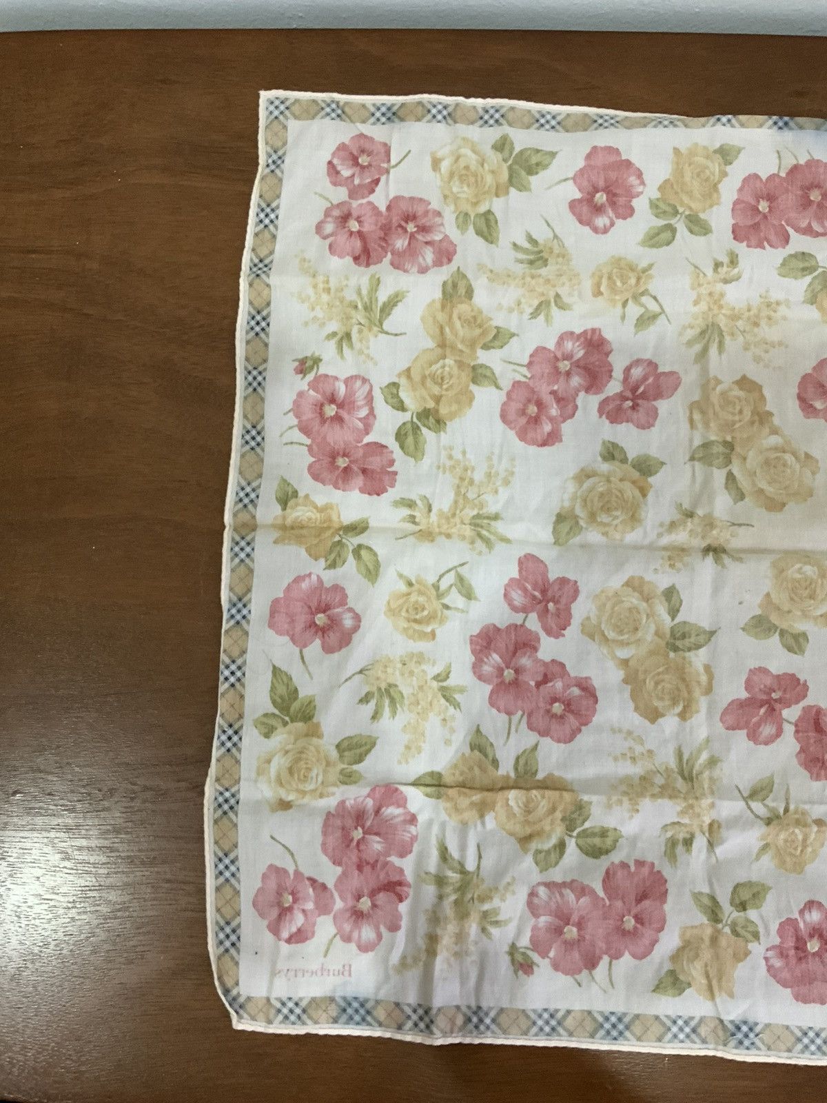 Burberry Burberrys Flower Handkerchief Bandana Size ONE SIZE - 12 Thumbnail