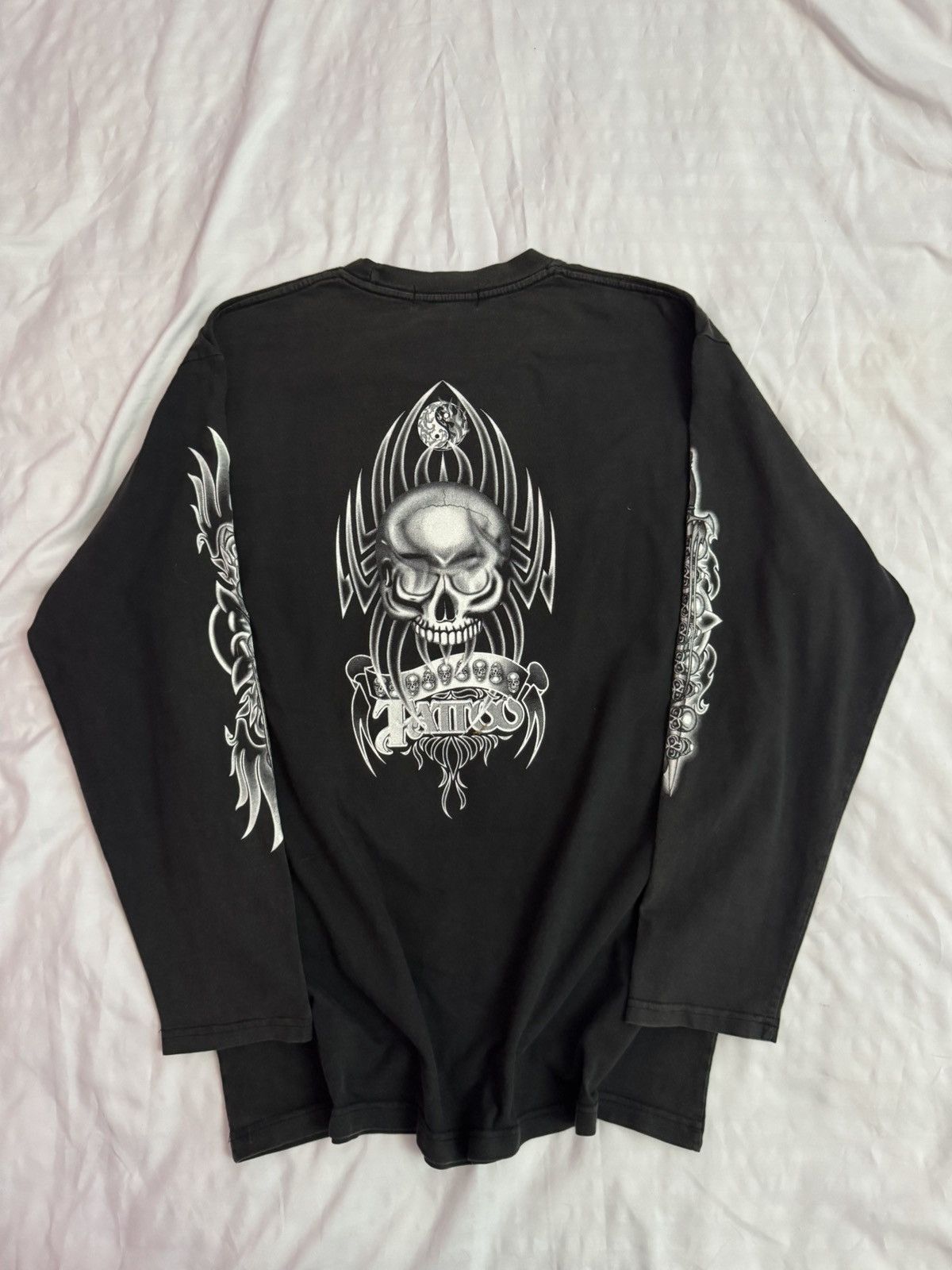 Vintage 2000s Skull Tattoos Long Sleeve Tees Size US L / EU 52-54 / 3 - 4 Thumbnail