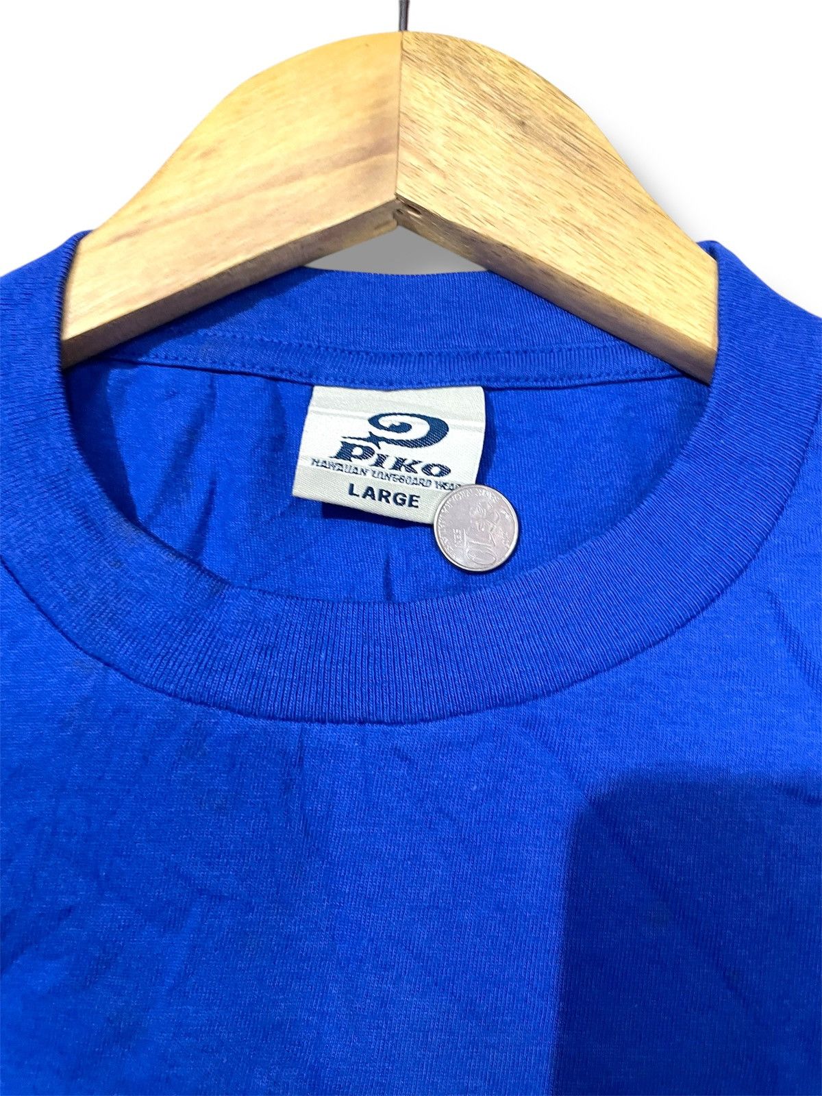 Vintage Vintage Piko Hawaiian Loangboard Wear Tshirt Size US L / EU 52-54 / 3 - 8 Thumbnail