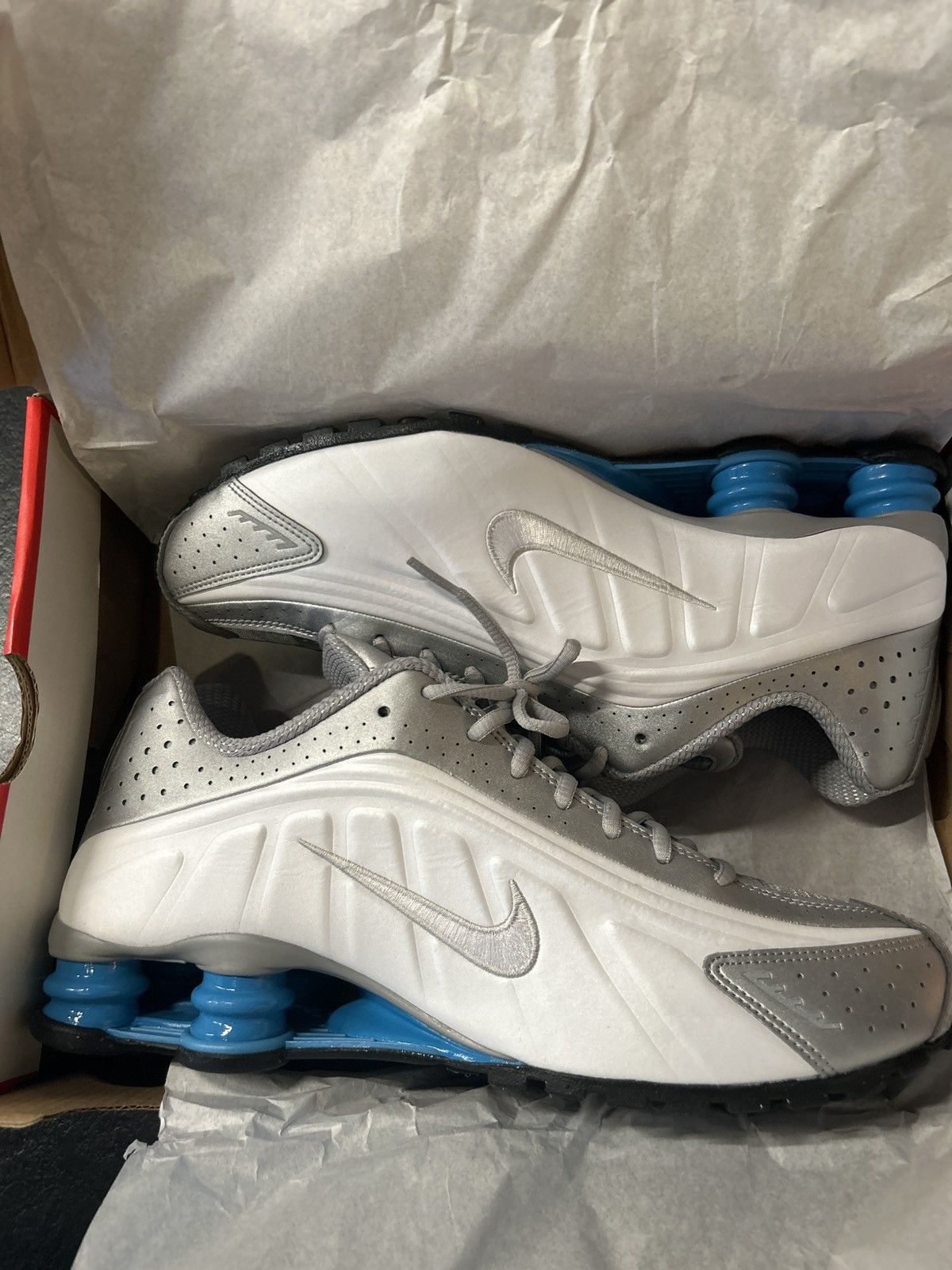 Nike Nike shox R4 Size US 10 / EU 43 - 6 Thumbnail