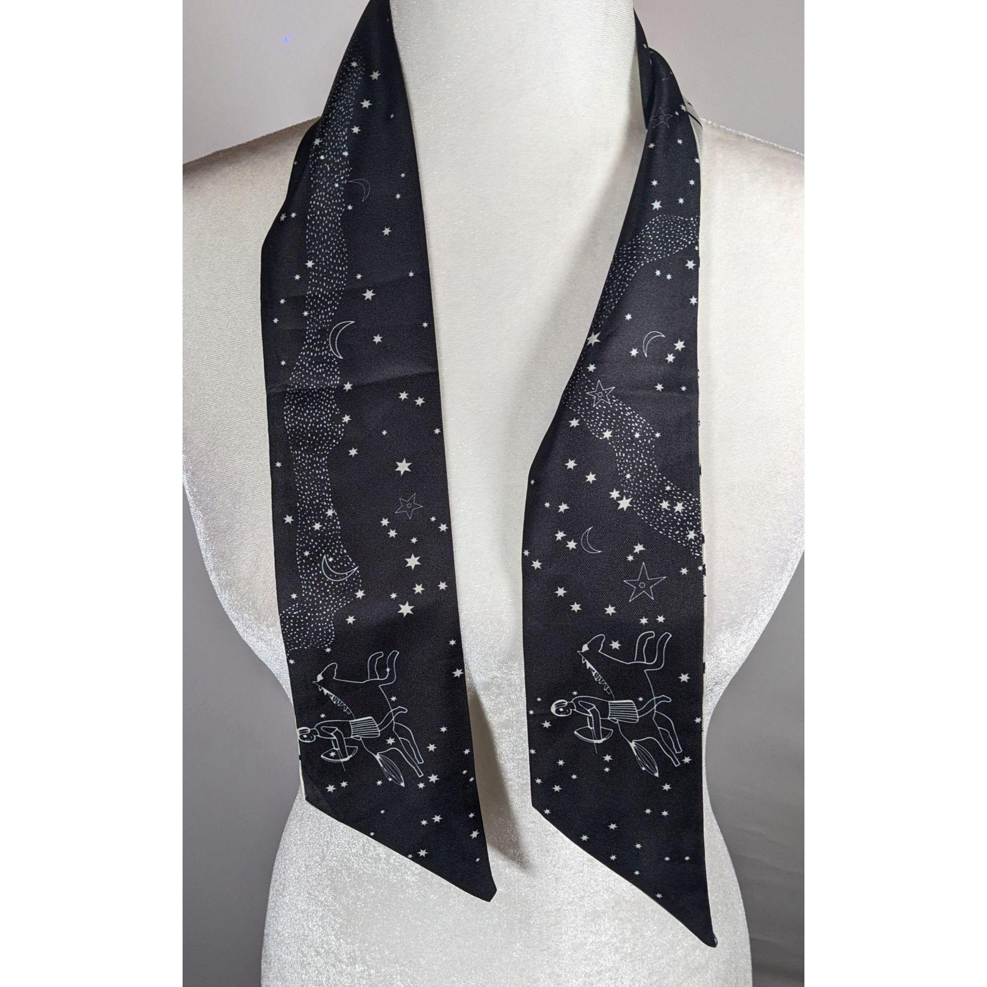Other Sagittarius Zodiac Constellation Black And White Reversible Size ONE SIZE - 4 Thumbnail