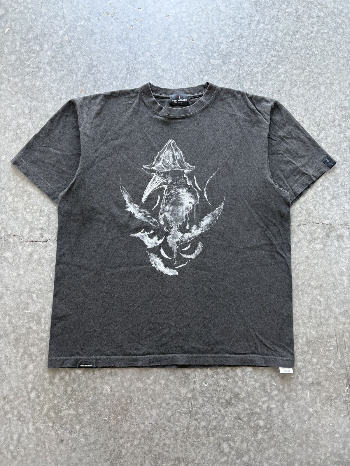 Japanese Brand Bloodborne x TORCH TORCH Eileen the Crow Graphic Tee Size US L / EU 52-54 / 3 - 1 Thumbnail