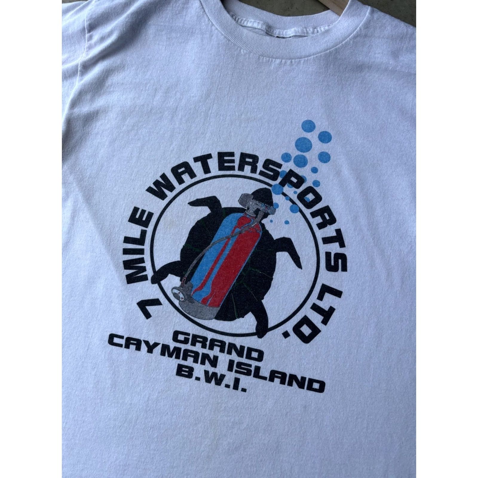 Hanes VINTAGE Hanes 90s Watersports Graphic Tee Shirt M White Cotton Crew Neck Short Sleeve Men Size US M / EU 48-50 / 2 - 3 Thumbnail