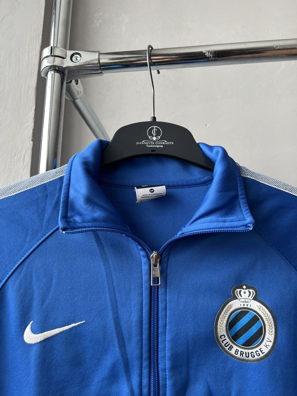 Nike 2015 BRUGGE KV TRAINING/TRAVEL SOCCER FOOTBALL ZIP JACKET M Size US M / EU 48-50 / 2 - 4 Thumbnail