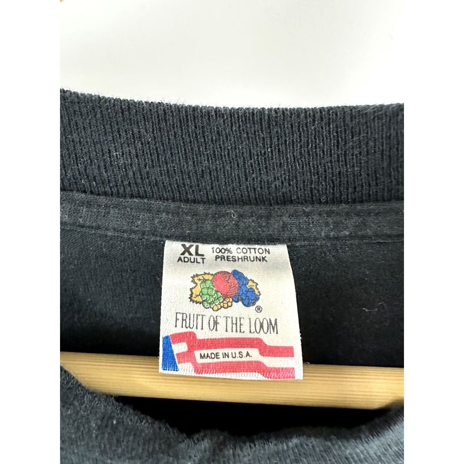Fruit Of The Loom VTG 90s BITCH Simple Clean Spellout Skate Grunge Single Stitch Black T-Shirt XL Mens TS Shirt T-Shirt Nike? Size US XL / EU 56 / 4 - 3 Thumbnail