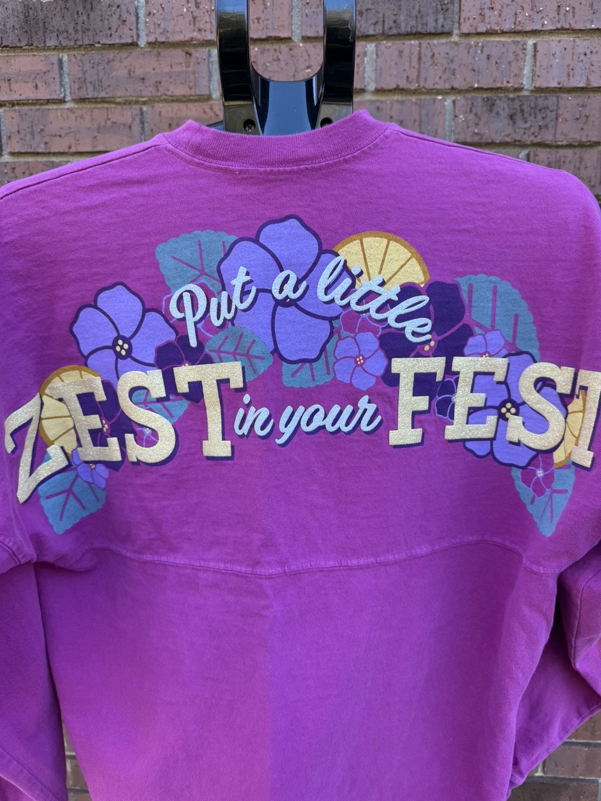 Disney Disney Parks 2019 Epcot Flower Garden Festival Spirit Jersey Size XS / US 0-2 / IT 36-38 - 6 Thumbnail