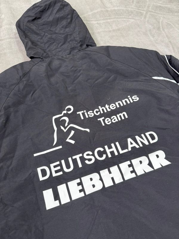 Sports Specialties Butterfly Deutschland Tischtennis L winter jacket Size US L / EU 52-54 / 3 - 6 Thumbnail