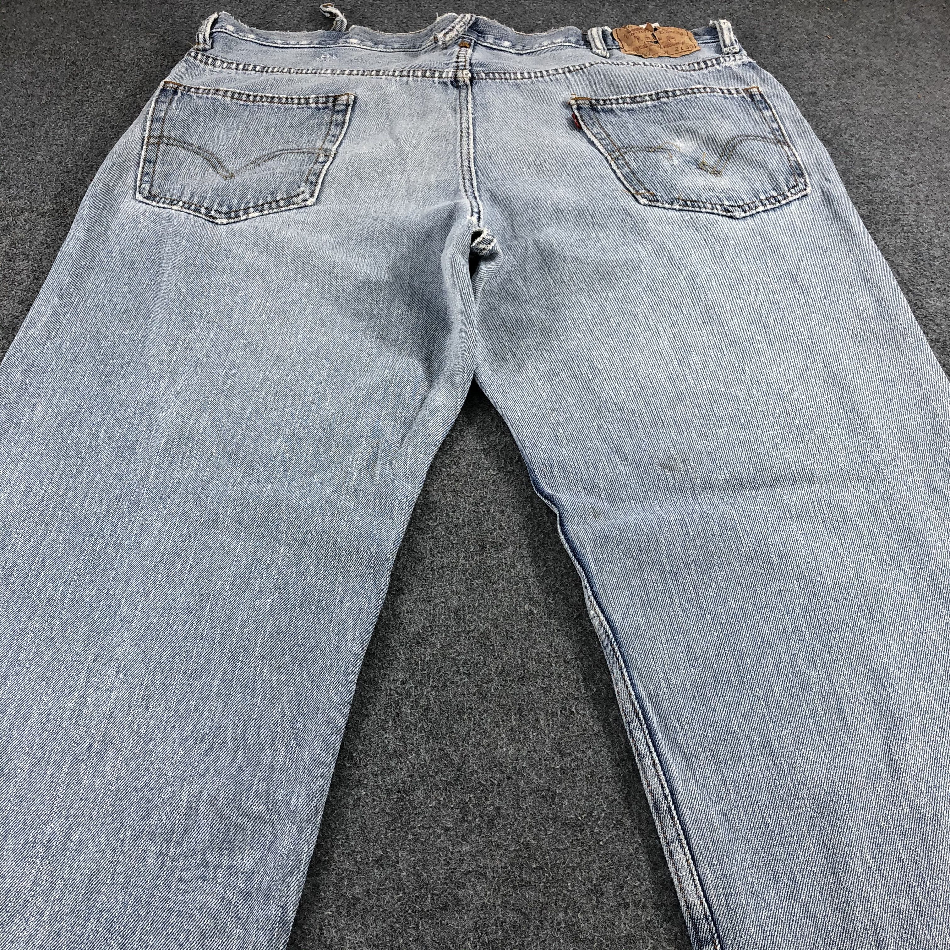 Levi's Vintage 90s Light Wash Levis 550 Jeans-J1227 Size US 42 / EU 58 - 4 Thumbnail