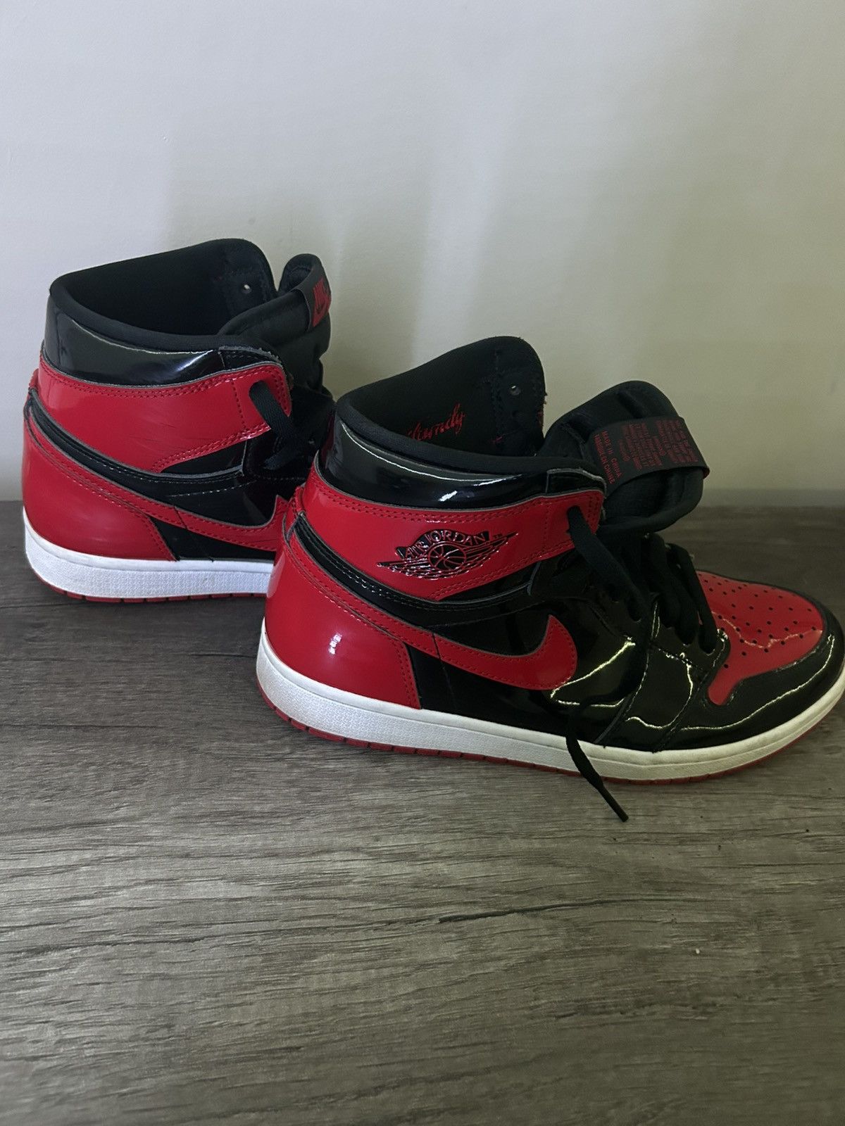 Jordan Brand Air Jordan 1 Retro High OG 'Patent Bred' Size US 9.5 / EU 42-43 - 3 Thumbnail