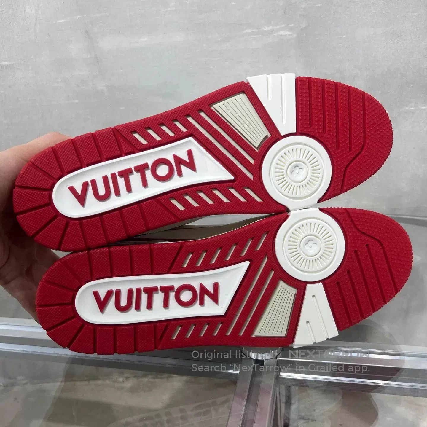 Louis Vuitton White Low-Top Sneakers Size 11. Size US 11 / EU 44 - 7 Thumbnail