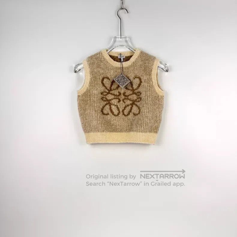 Loewe Loewe Camel color big logo knitted vest Size S / US 4 / IT 40 - 3 Thumbnail