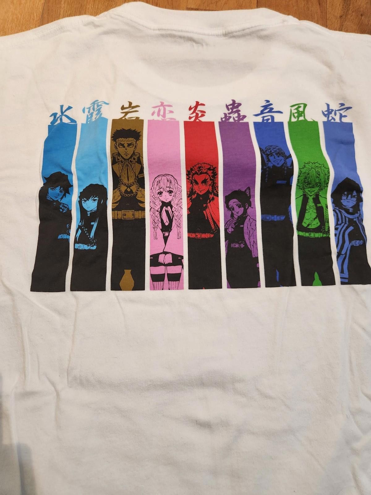 Uniqlo UNIQLO Demon Slayer Kimetsu no Yaiba Hashira T-shirt XL Size US XL / EU 56 / 4 - 2 Thumbnail