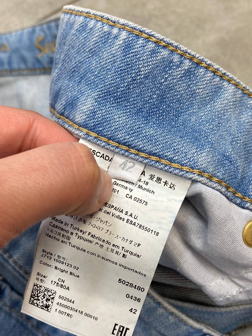 Escada Escada Sport Sexy Boyfriend Embroidered Hearts Denim Pants Size 28" / US 6 / IT 42 - 15 Thumbnail