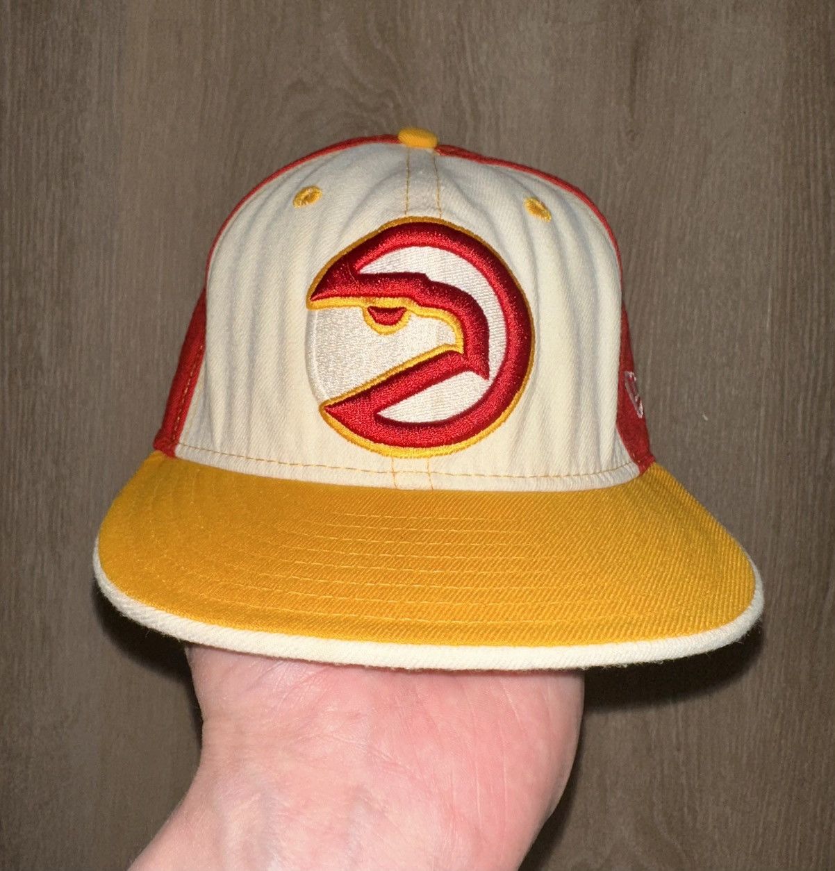NBA × New Era × Vintage Vintage Atlanta Hawks New Era Fitted Hat Size 7 1/8 Size ONE SIZE - 1 Thumbnail