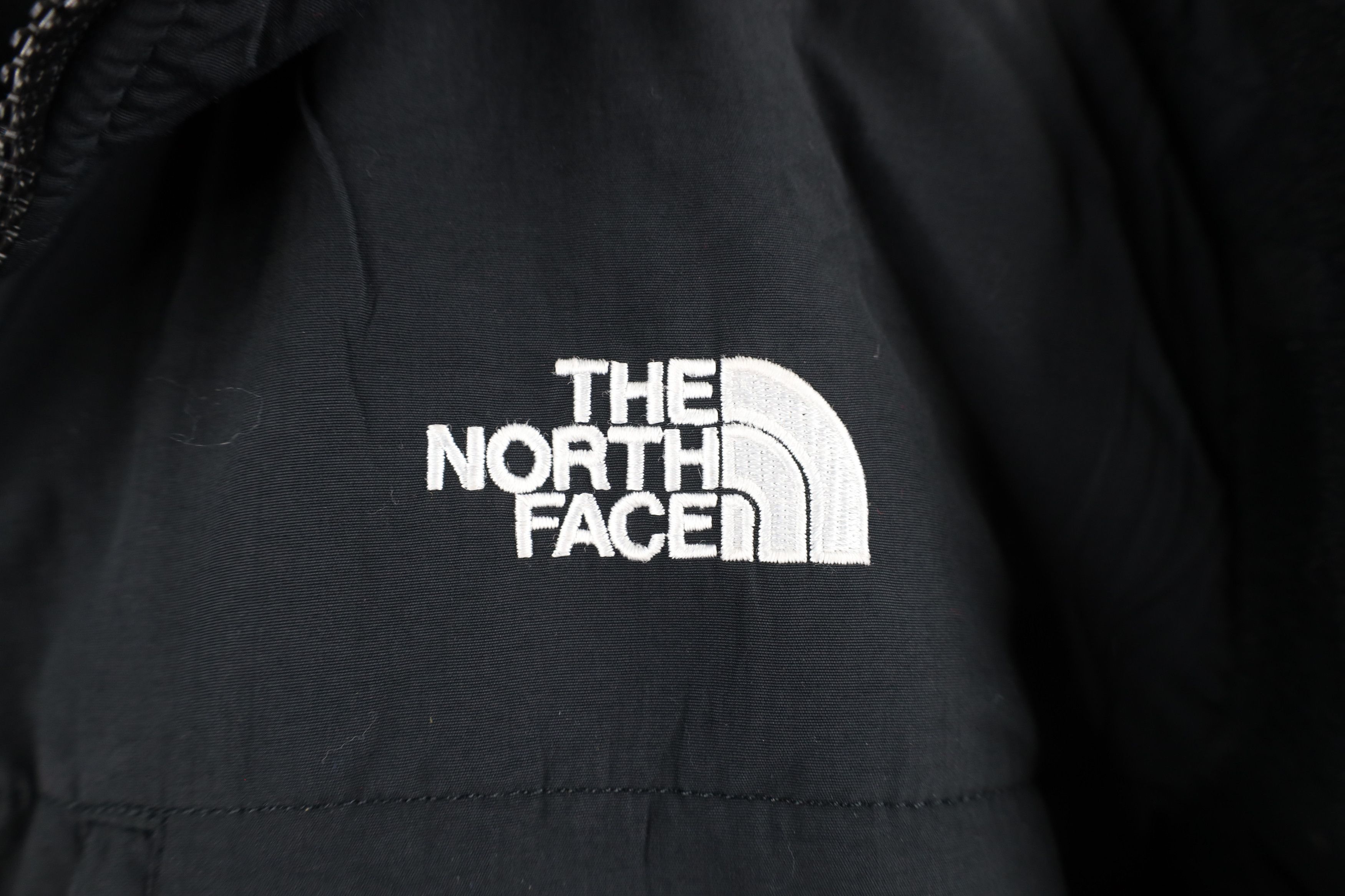 The North Face × Vintage Vintage The North Face Hooded Denali Fleece Jacket Black Size US L / EU 52-54 / 3 - 4 Thumbnail