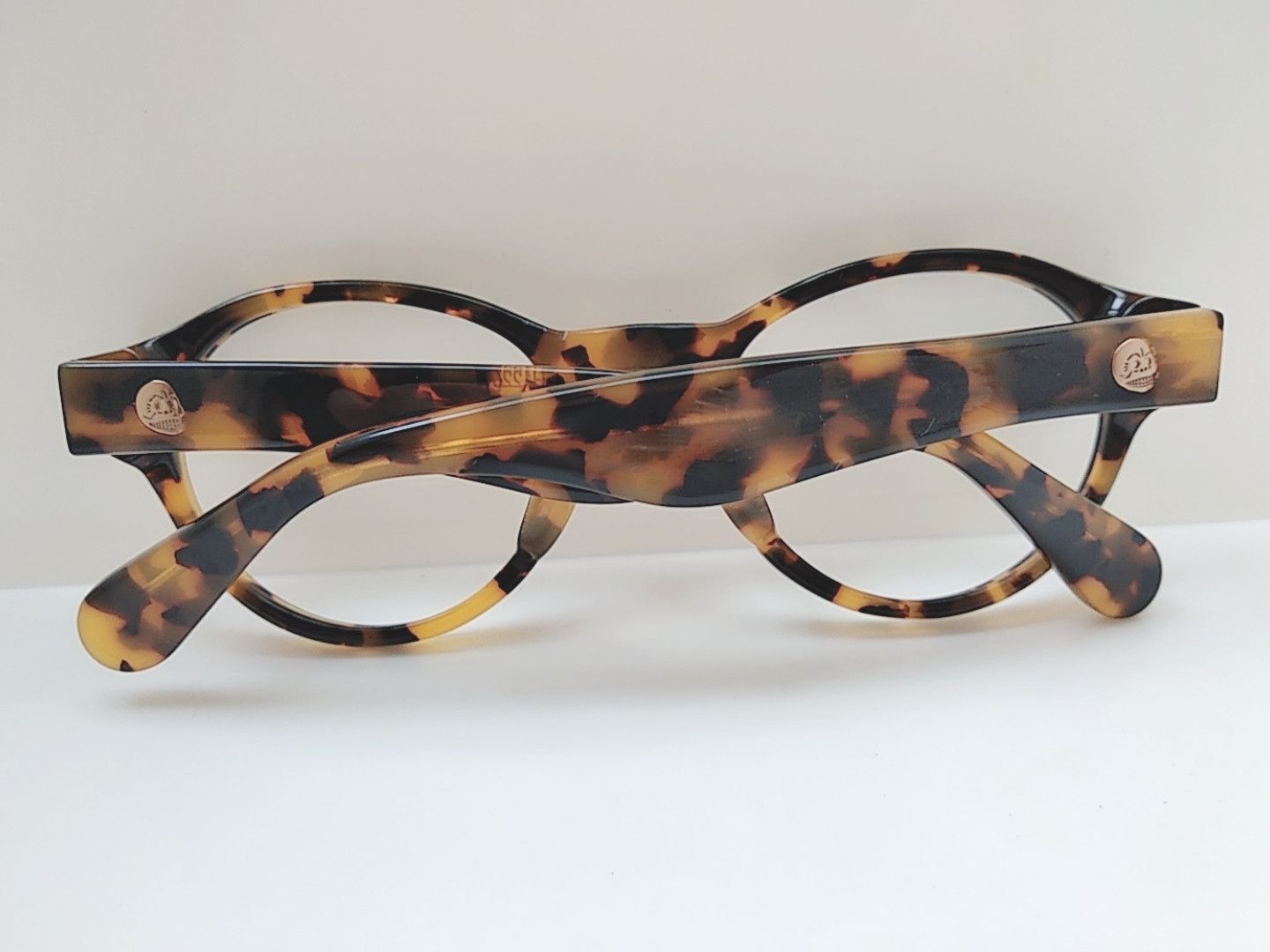 Vintage Vintage HUMAN SKULL H1223 Tortoise Eyeglasses Frame Size ONE SIZE - 8 Thumbnail
