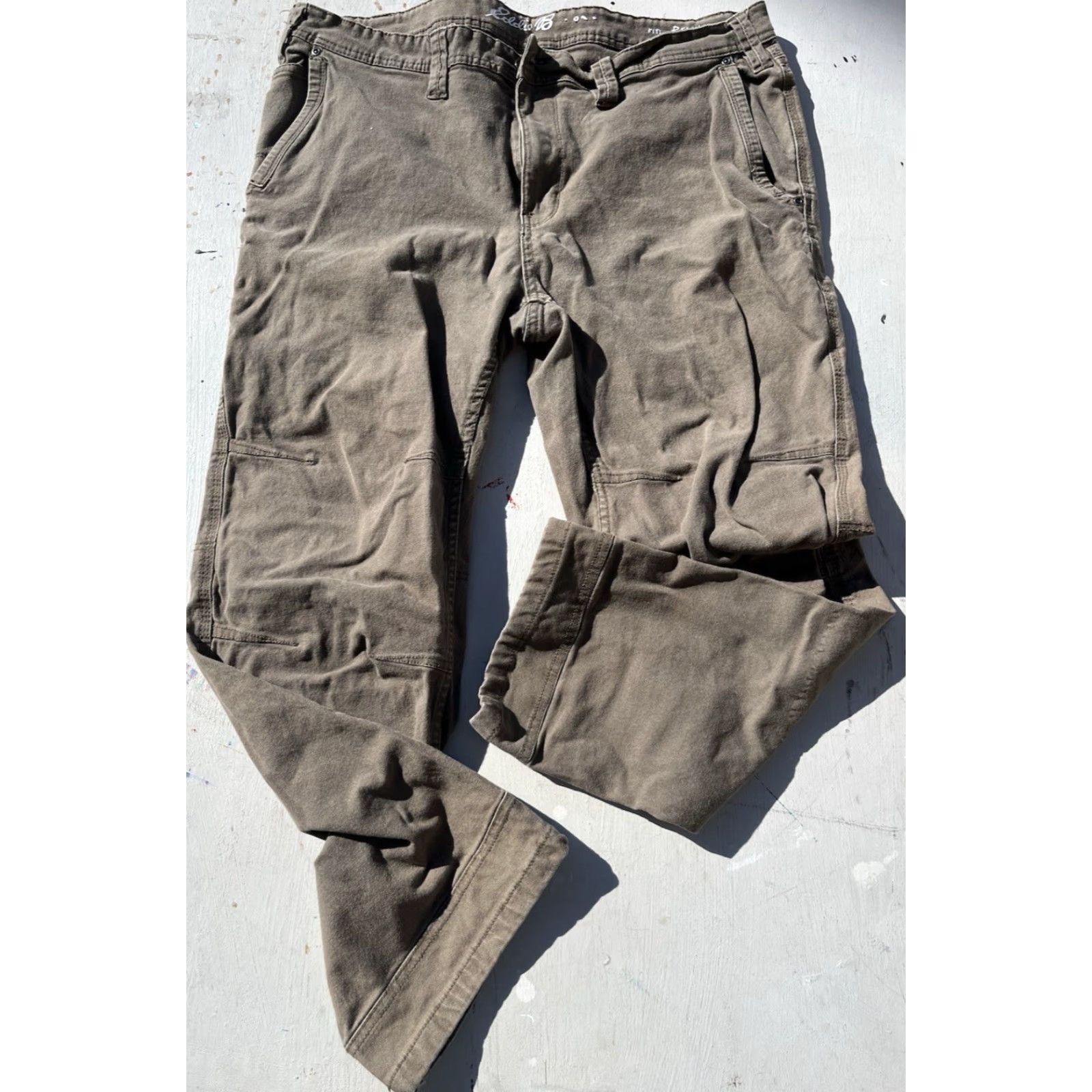 Eddie Bauer Eddie Bauer Pants Green Solid 38x30 Workwear Double Knee Modern Grunge Slimming 5-Pocket Mens Regular Denim Cotton Spandex Straight Inseam 30 Size US 38 / EU 54 - 6 Thumbnail