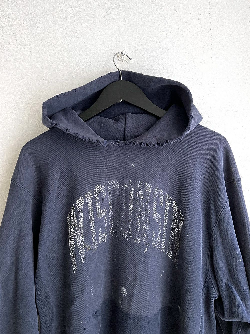 Champion Vintage 90s Reverse Weave Made in USA Distressed Navy Hoodie Size US XL / EU 56 / 4 - 3 Thumbnail