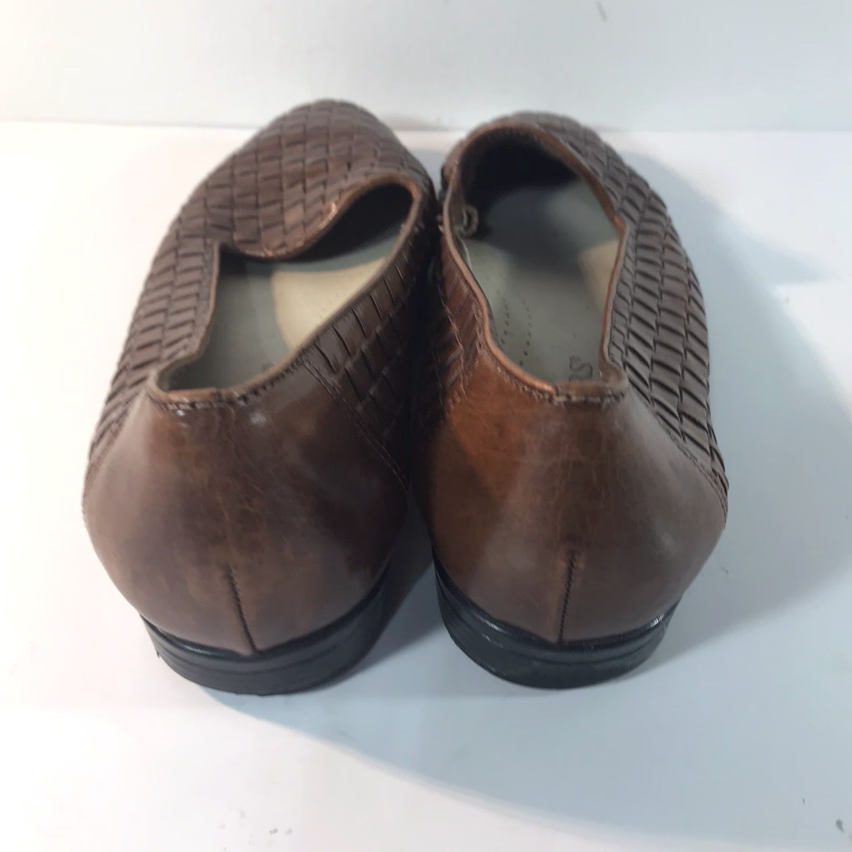 Vintage Trotters Women’s Leather Loafers Size 9N Brown Basket Weave Casual Comfort Slip On Size US 9 / IT 39 - 5 Thumbnail