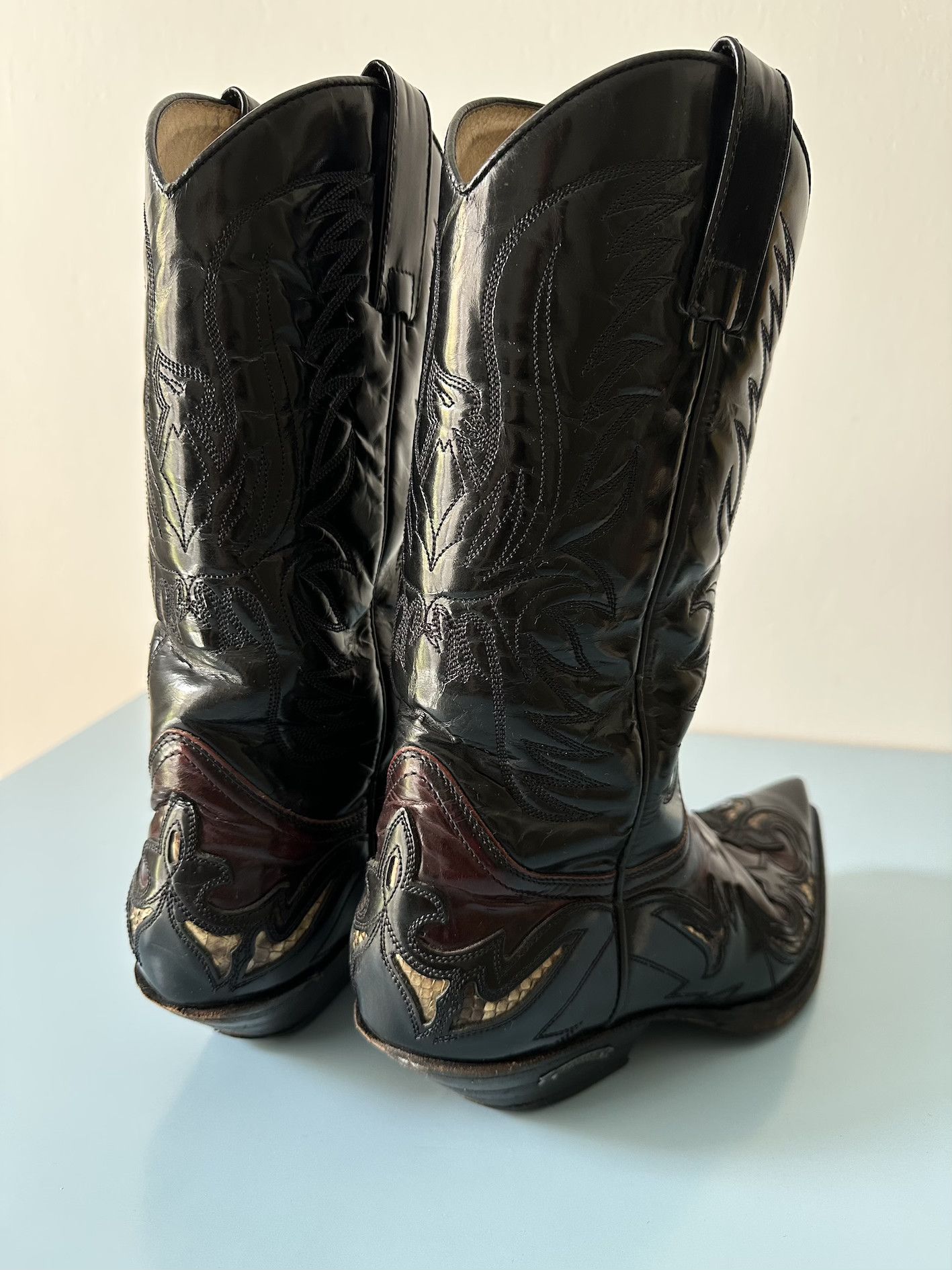 Sendra Sendra Cuban Heel Cowboy Boots - UK7/EU40 leather & python Size US 7 / EU 40 - 9 Thumbnail