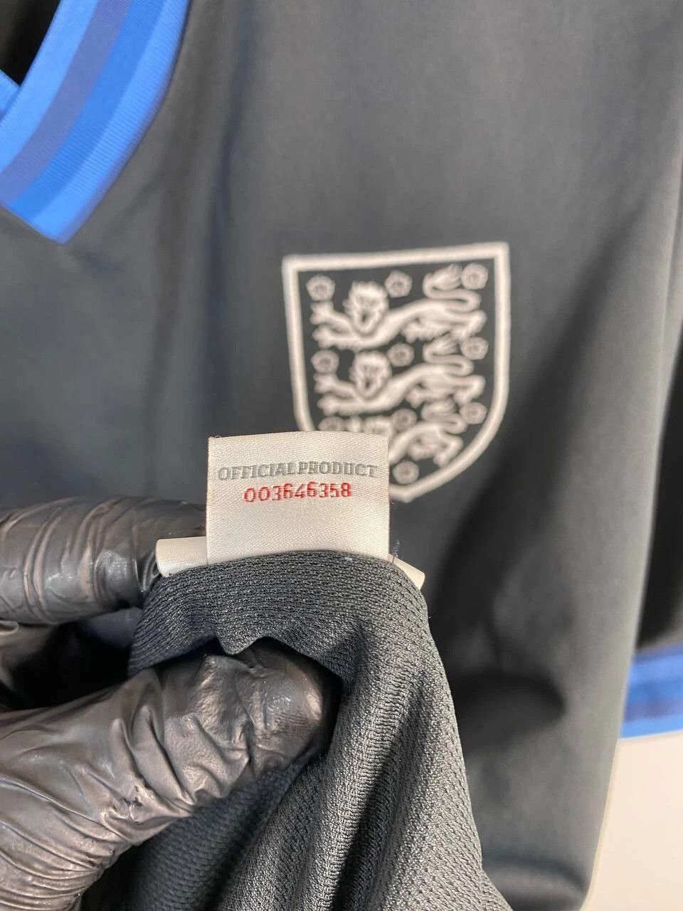 Umbro England Away football shirt 2011/2013 Jersey Umbro Size L Size US L / EU 52-54 / 3 - 4 Thumbnail