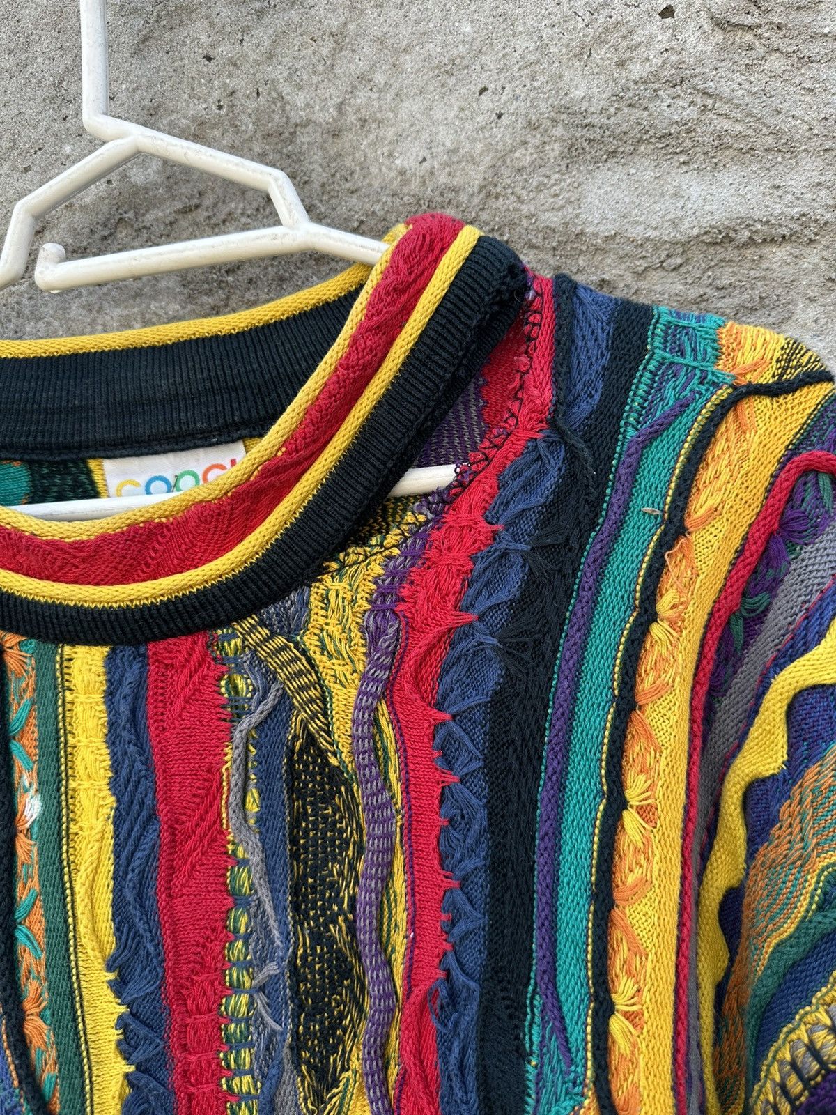 Coogi Vintage 90s Coogi 3D Knit Sweater – Made in Australia Size US XL / EU 56 / 4 - 3 Thumbnail