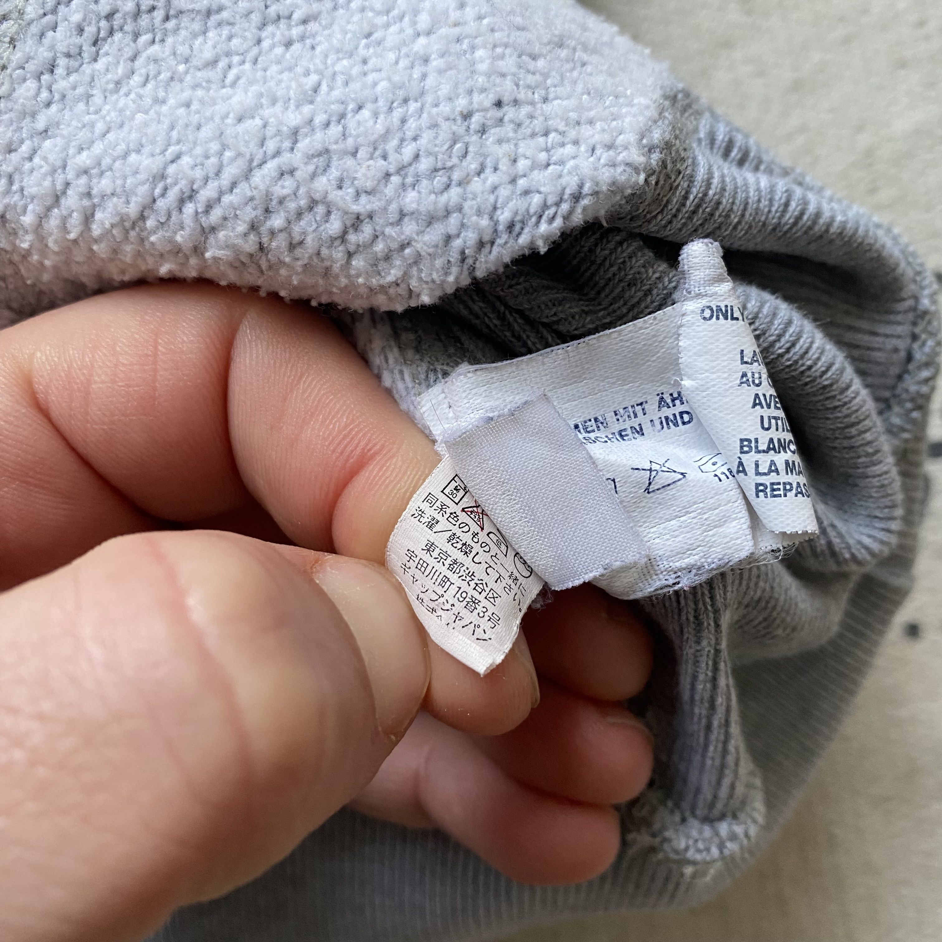 Gap Vintage Gap Boxy hoodie Center logo Distressed reverse weave Size US XL / EU 56 / 4 - 12 Thumbnail