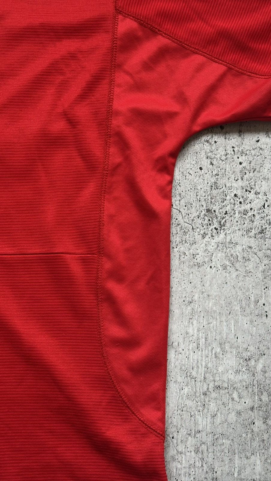 Umbro 2000/01 Umbro Manchester United Vintage Home Soccer Jersey Size US L / EU 52-54 / 3 - 19 Thumbnail
