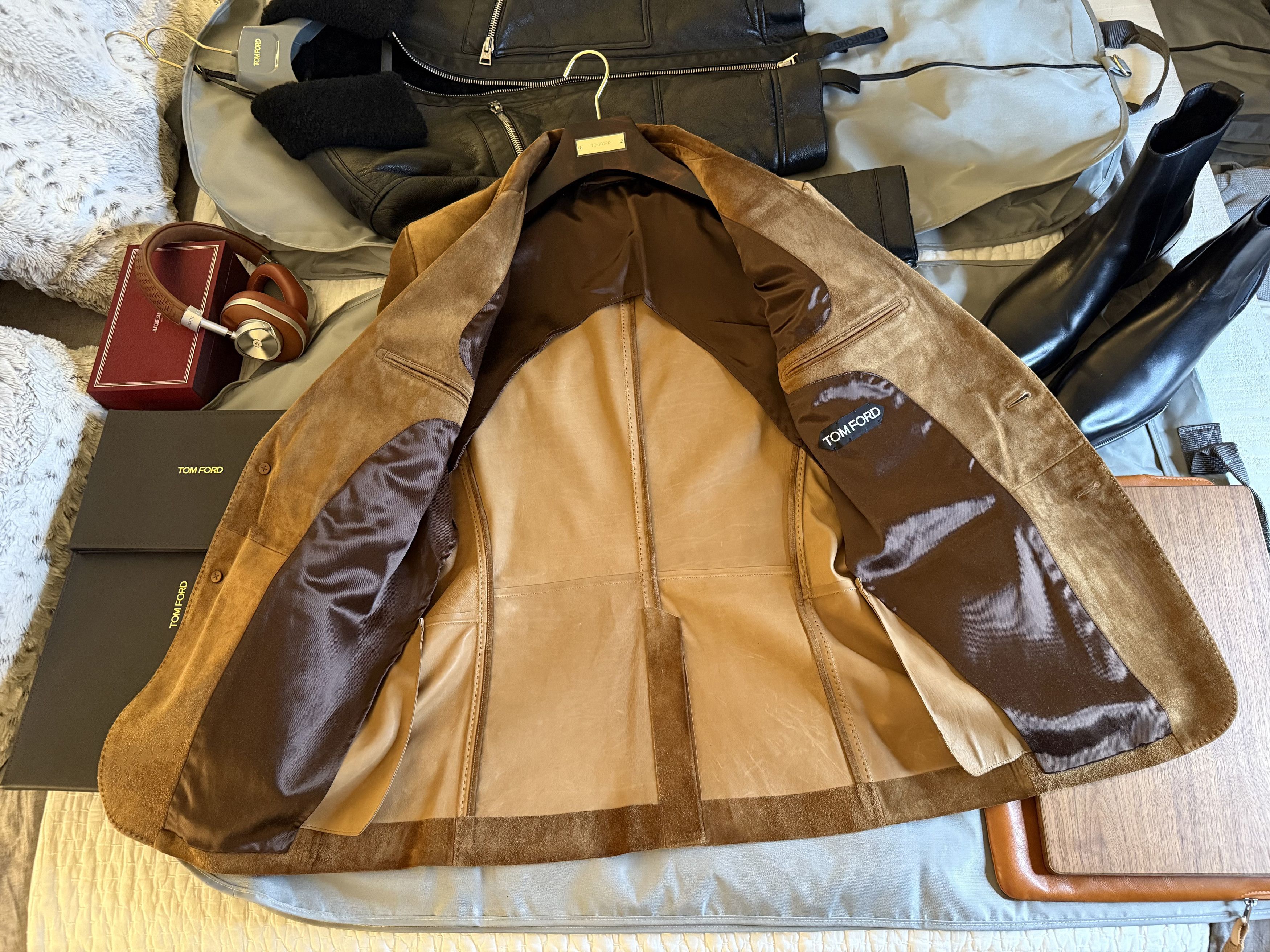 Tom Ford Ultimate Rare $10,700 w/tax TOM FORD Suede Blazer Size US L / EU 52-54 / 3 - 18 Thumbnail