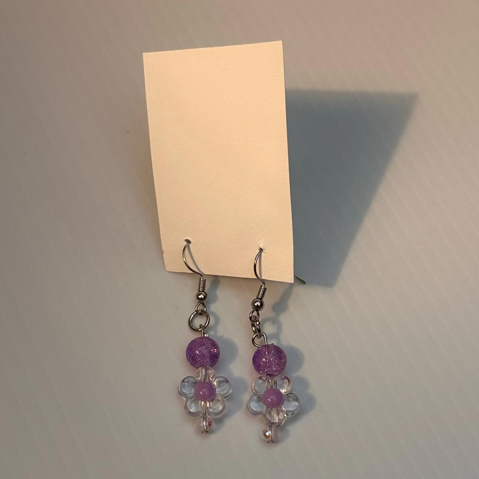 Handmade Cute Lavender Purple Flower Drop Earrings Size ONE SIZE - 1 Thumbnail