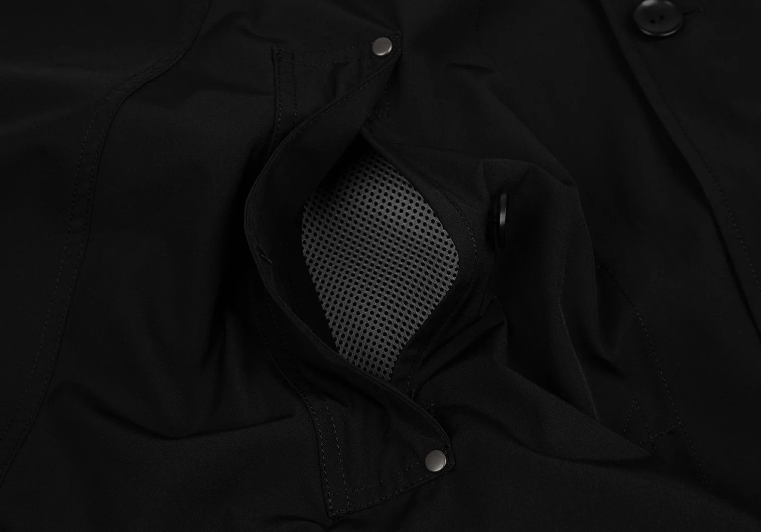 Junya Watanabe Oversized Reflective Coat in Black, Size S Size US S / EU 44-46 / 1 - 5 Thumbnail