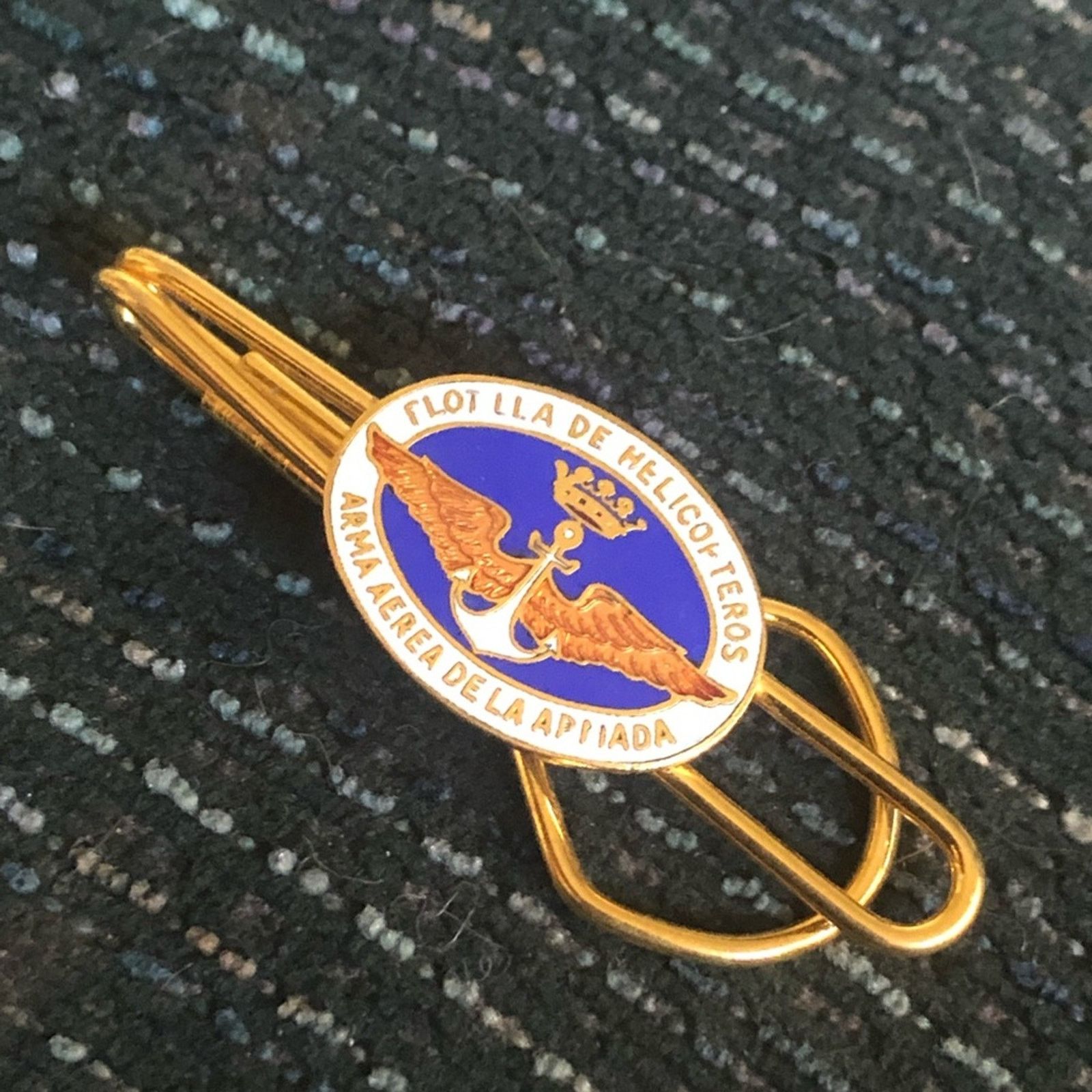 Vintage Vintage Guatemala helicopter collectible tie bar clip Size ONE SIZE - 1 Thumbnail