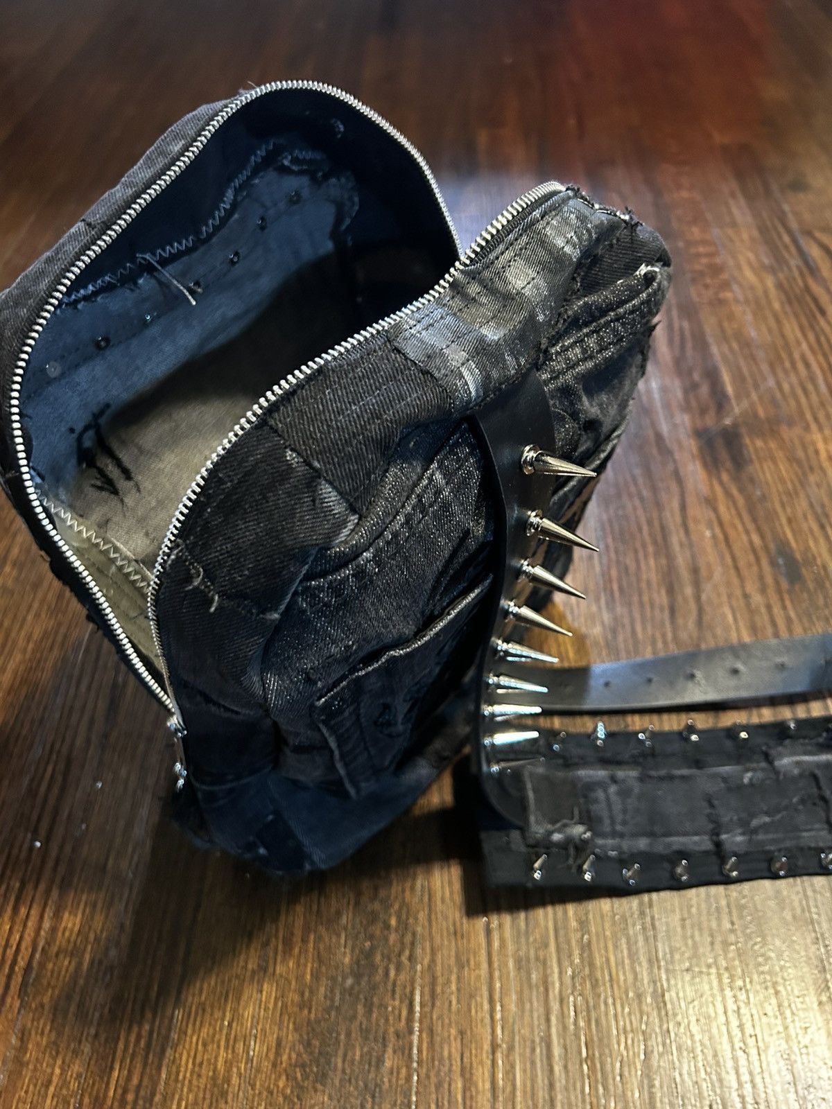Japanese Brand single strap spiked mini backpack Size ONE SIZE - 4 Thumbnail