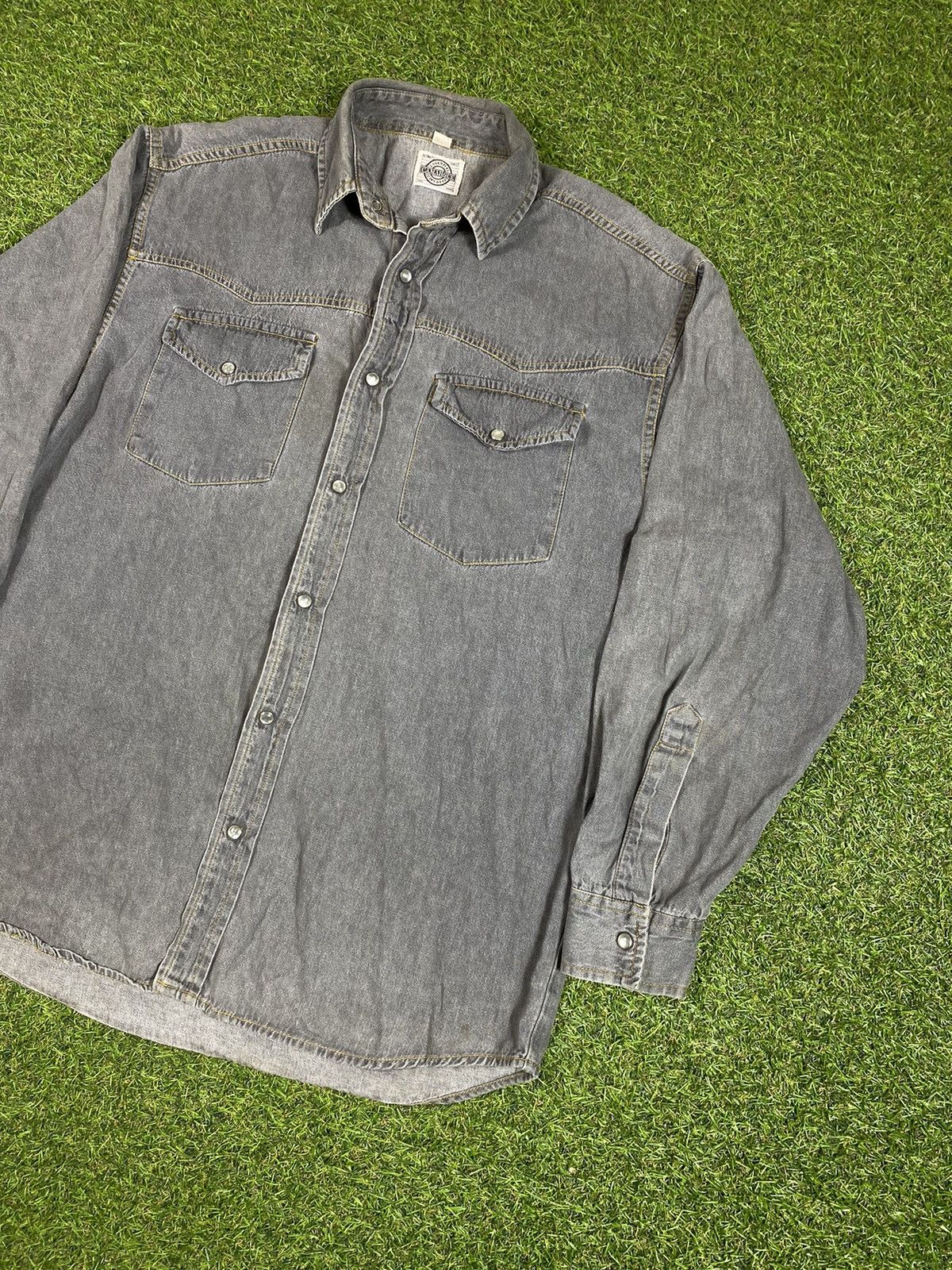 Vintage Vintage 90s Jeans shirt denim streetwear style size M Size US M / EU 48-50 / 2 - 1 Thumbnail