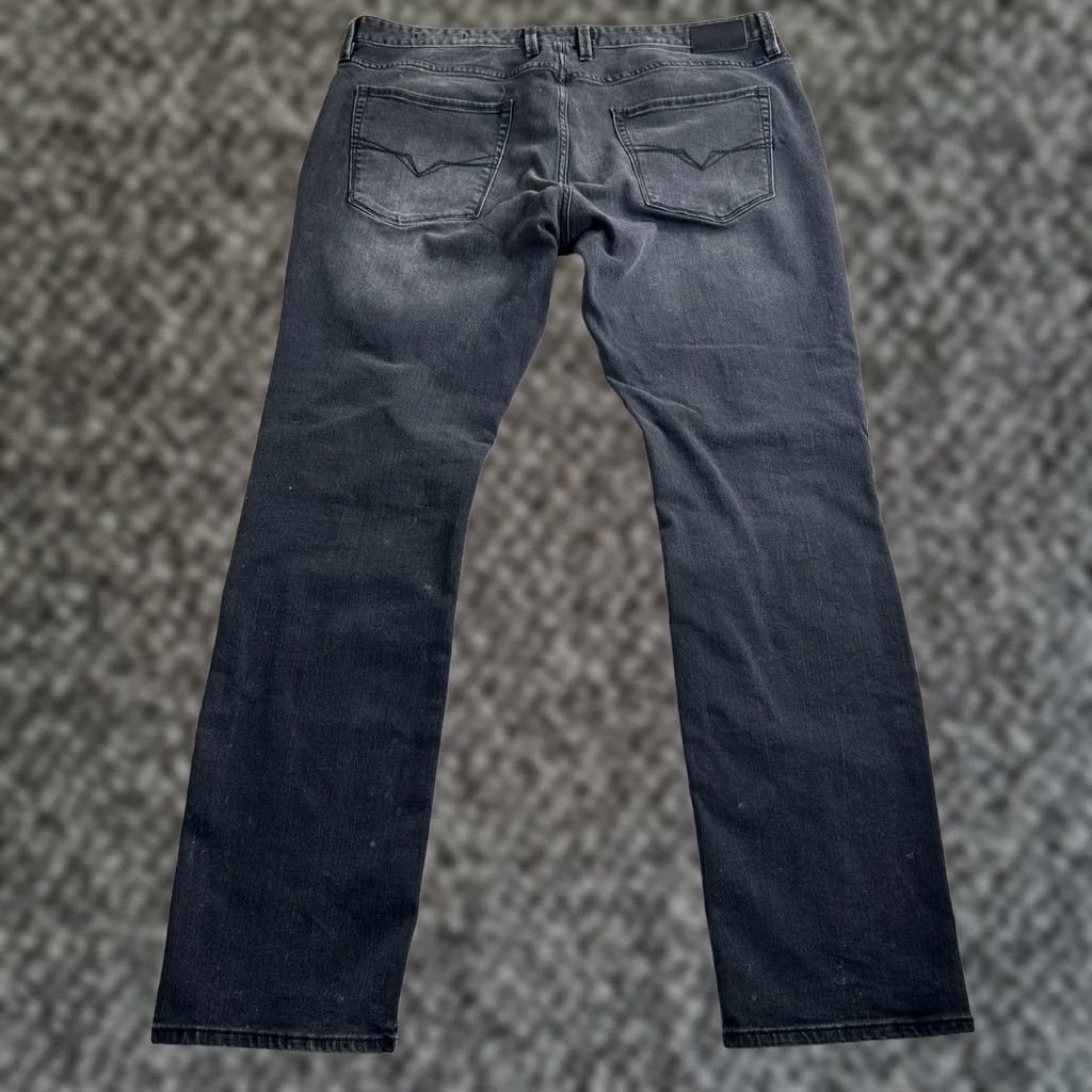 Guess VINTAGE Guess Jeans Slim Straight Men's 38x31 Faded Black Distressed Jeans Distressed Black 90s Hip Hop Streetwear Y2K Mens Size US 38 / EU 54 - 1 Thumbnail