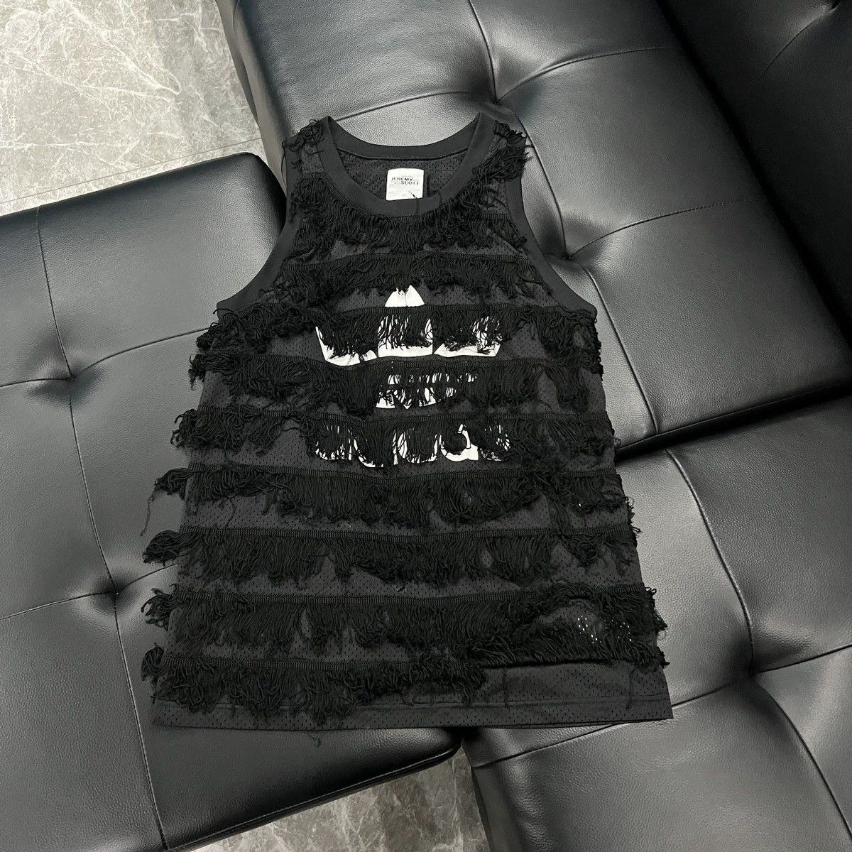 Jeremy Scott Jeremy Scott x Adidas Fringe Logo Tank Top Size US S / EU 44-46 / 1 - 1 Thumbnail
