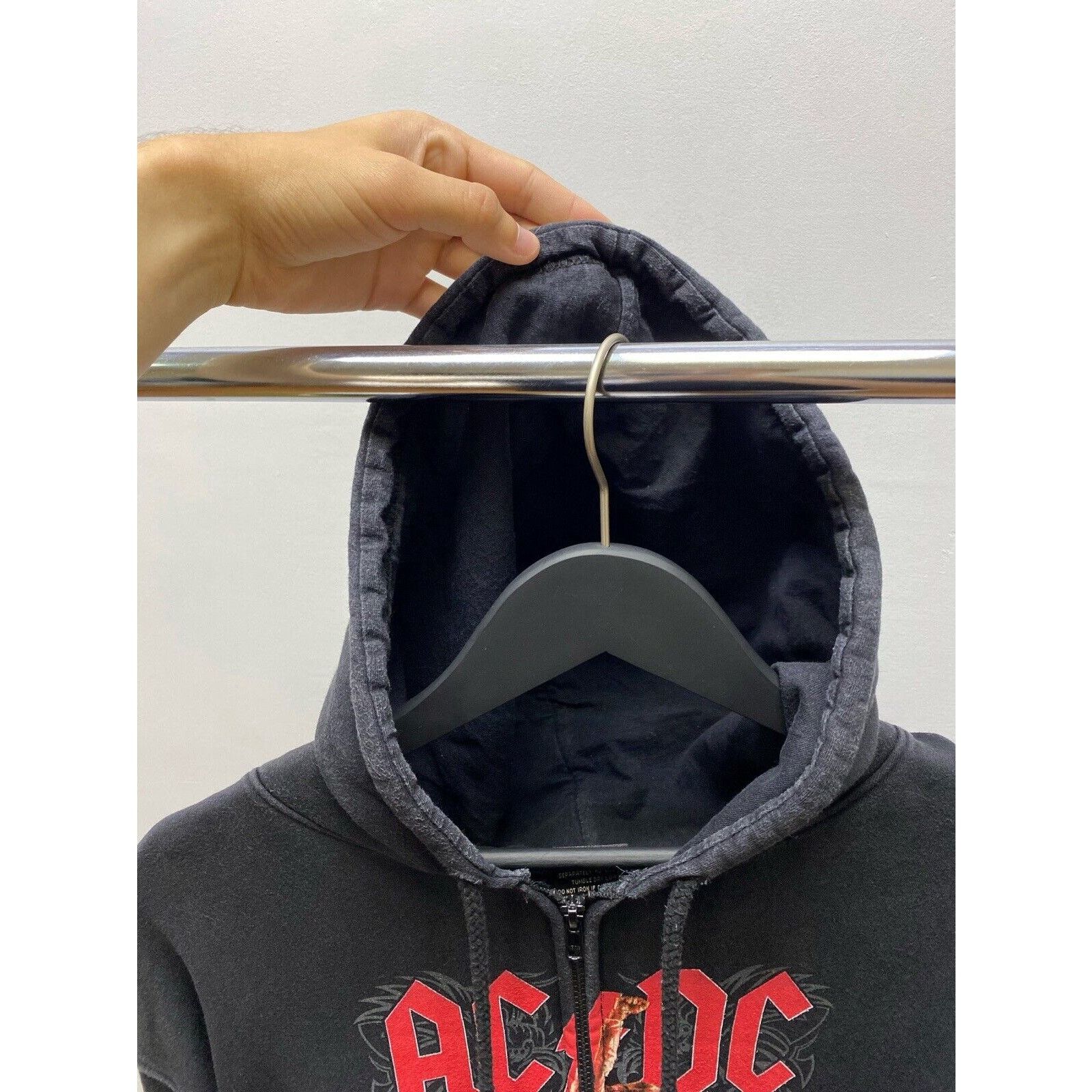 AC/DC × Vintage AC/DC Black Ice 2000s Zip Up Hoodie Promo Album Faded XL Size US XL / EU 56 / 4 - 15 Thumbnail