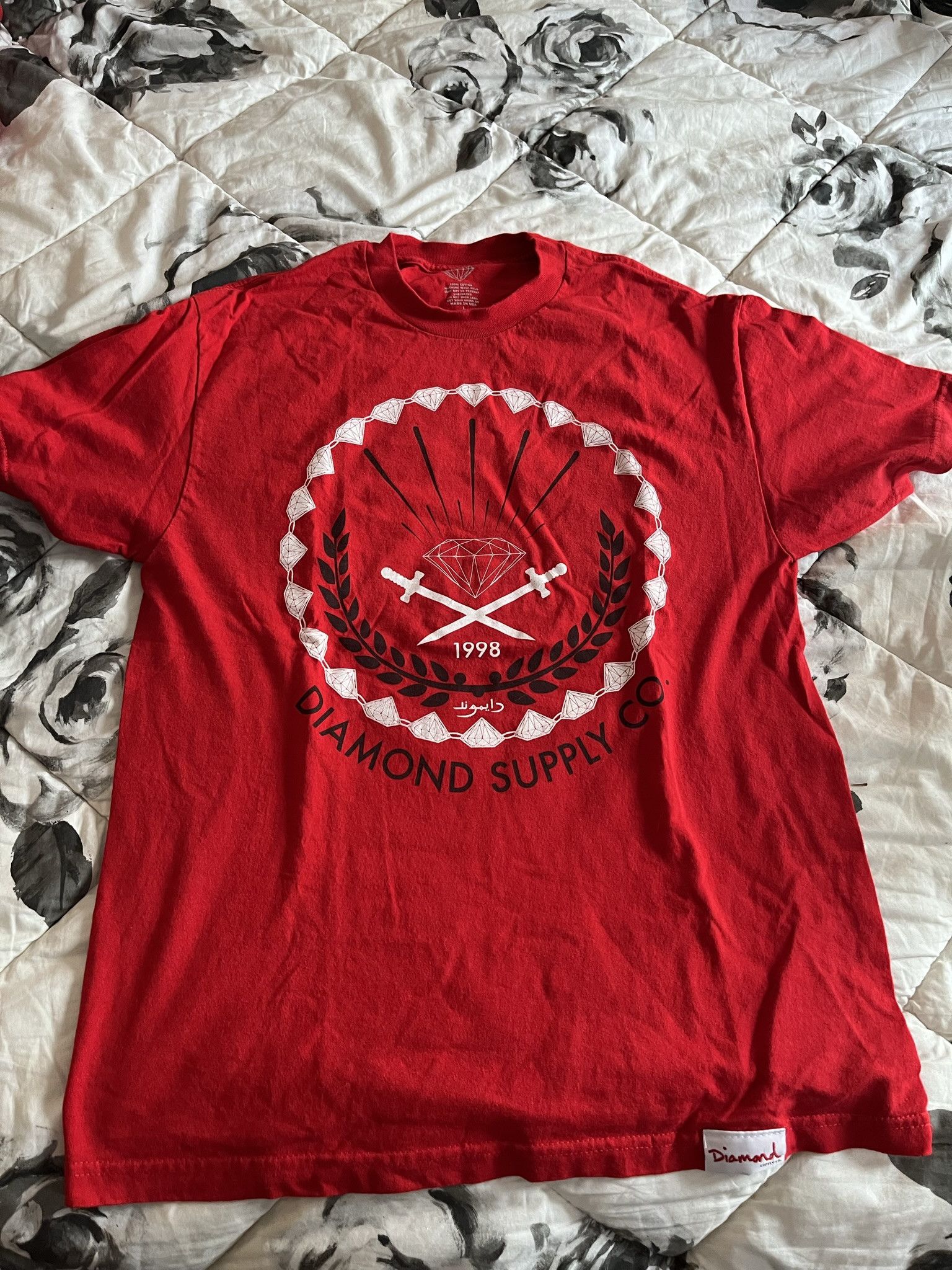 Diamond Supply Co. Diamond Supply Co - Men's Large - Swords Size US L / EU 52-54 / 3 - 1 Preview