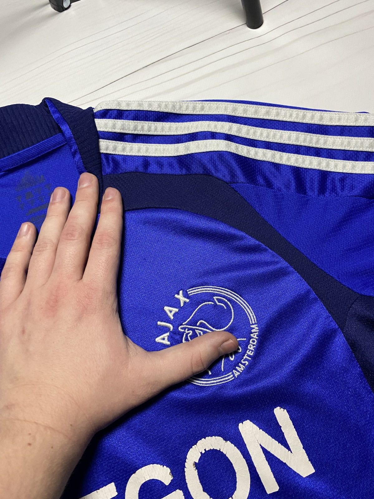 Adidas × Vintage Vintage Ajax 2008-09 Away soccer football y2k t shirt Size US S / EU 44-46 / 1 - 9 Thumbnail