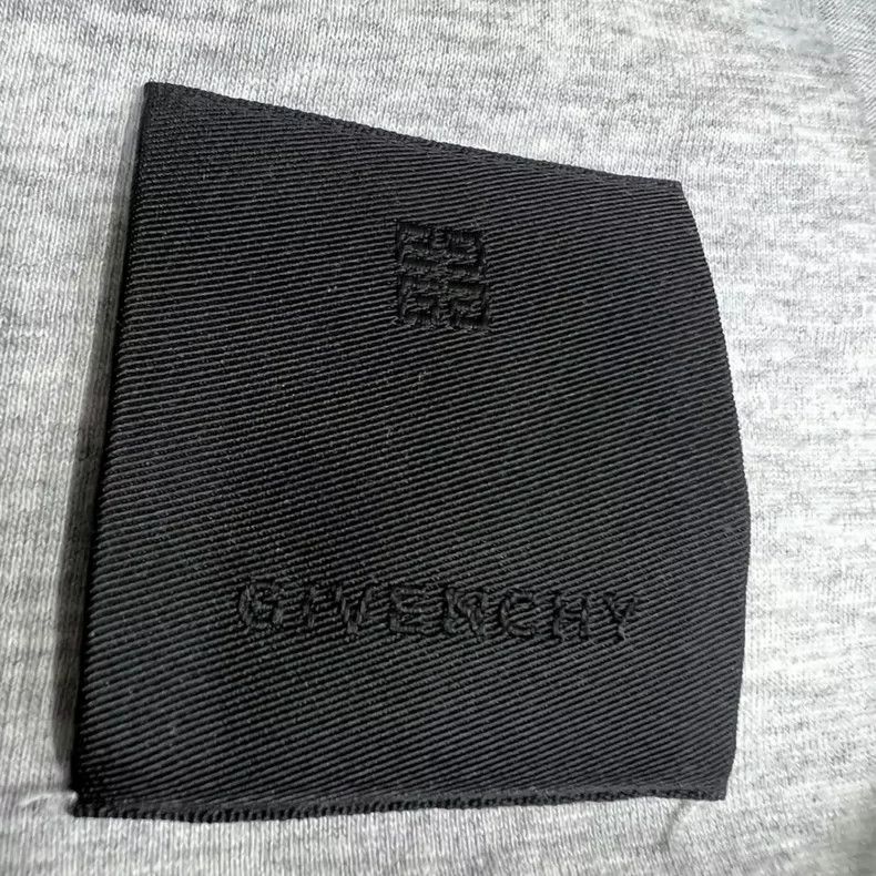 Givenchy Givenchy 23ss Basic Classic Short Sleeve Grey Size US M / EU 48-50 / 2 - 3 Thumbnail