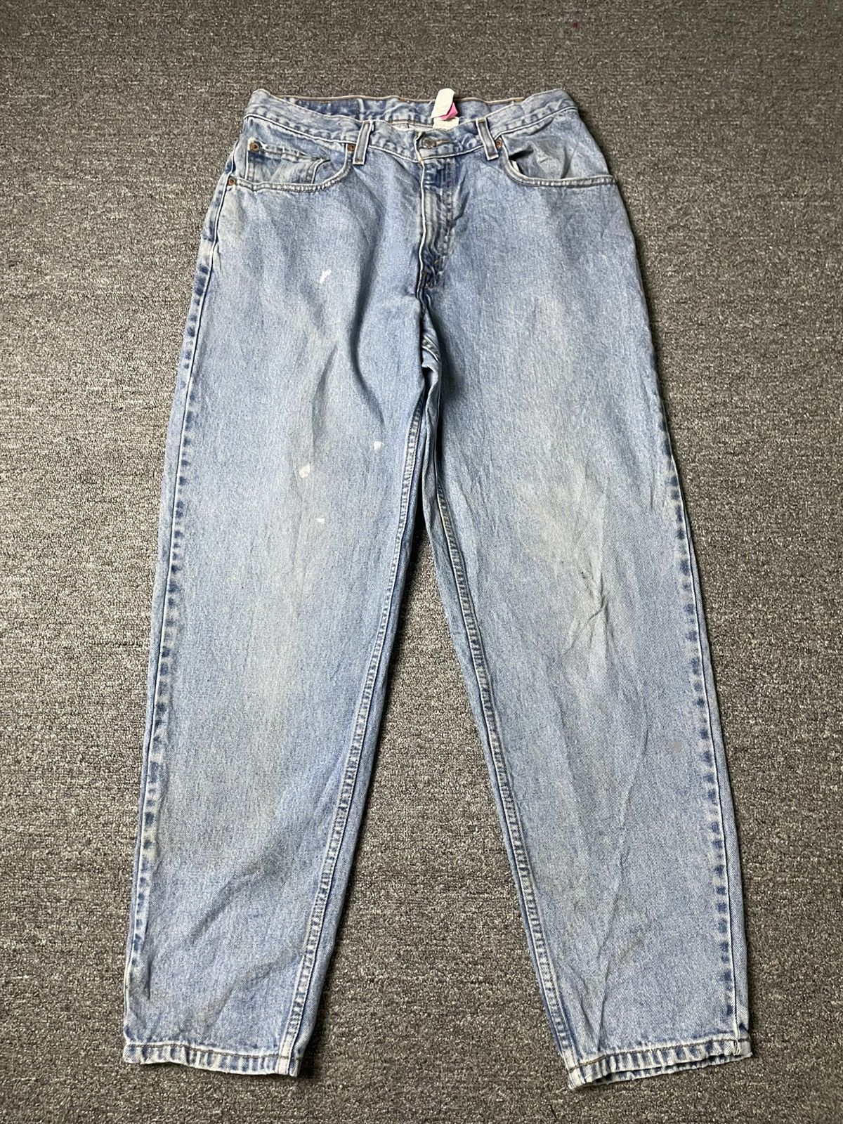 Levi's × Vintage LEVIS 560 Loose Fit Tapered Leg Jeans (106) Size US 30 / EU 46 - 1 Thumbnail