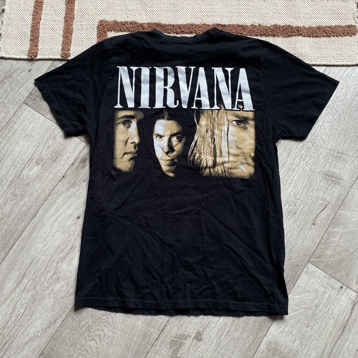Band Tees VINTAGE NIRVANA ROCK BAND BIG PRINT KIRT COBAIN T SHIRT Size US M / EU 48-50 / 2 - 2 Thumbnail