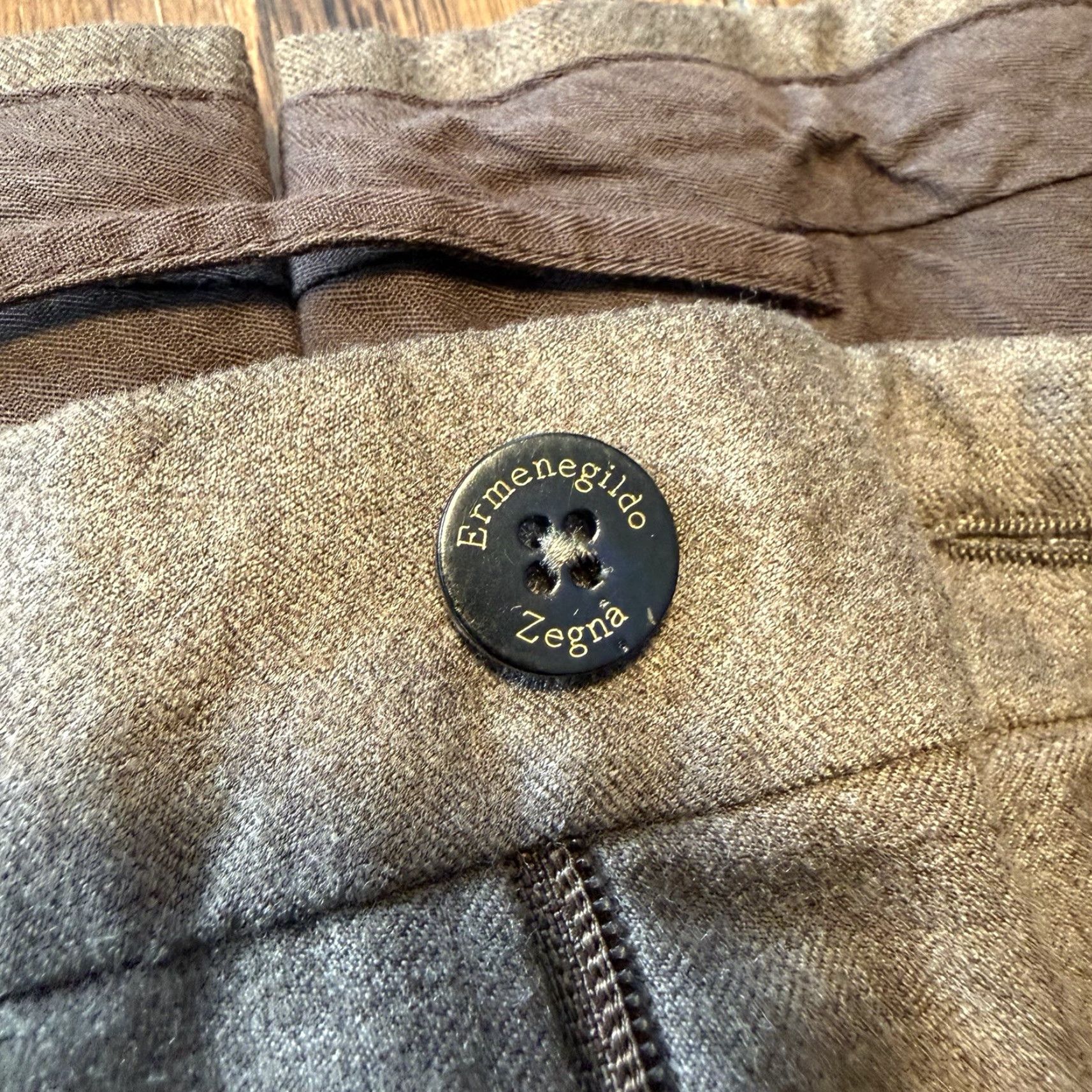Ermenegildo Zegna Ermenegildo Zegna Mila 37x32 Dress Pants Brown Flannel Wool Mens Straight Front Pockets Logo Regular Pants Mens Dress Pants Size US 37 - 5 Thumbnail