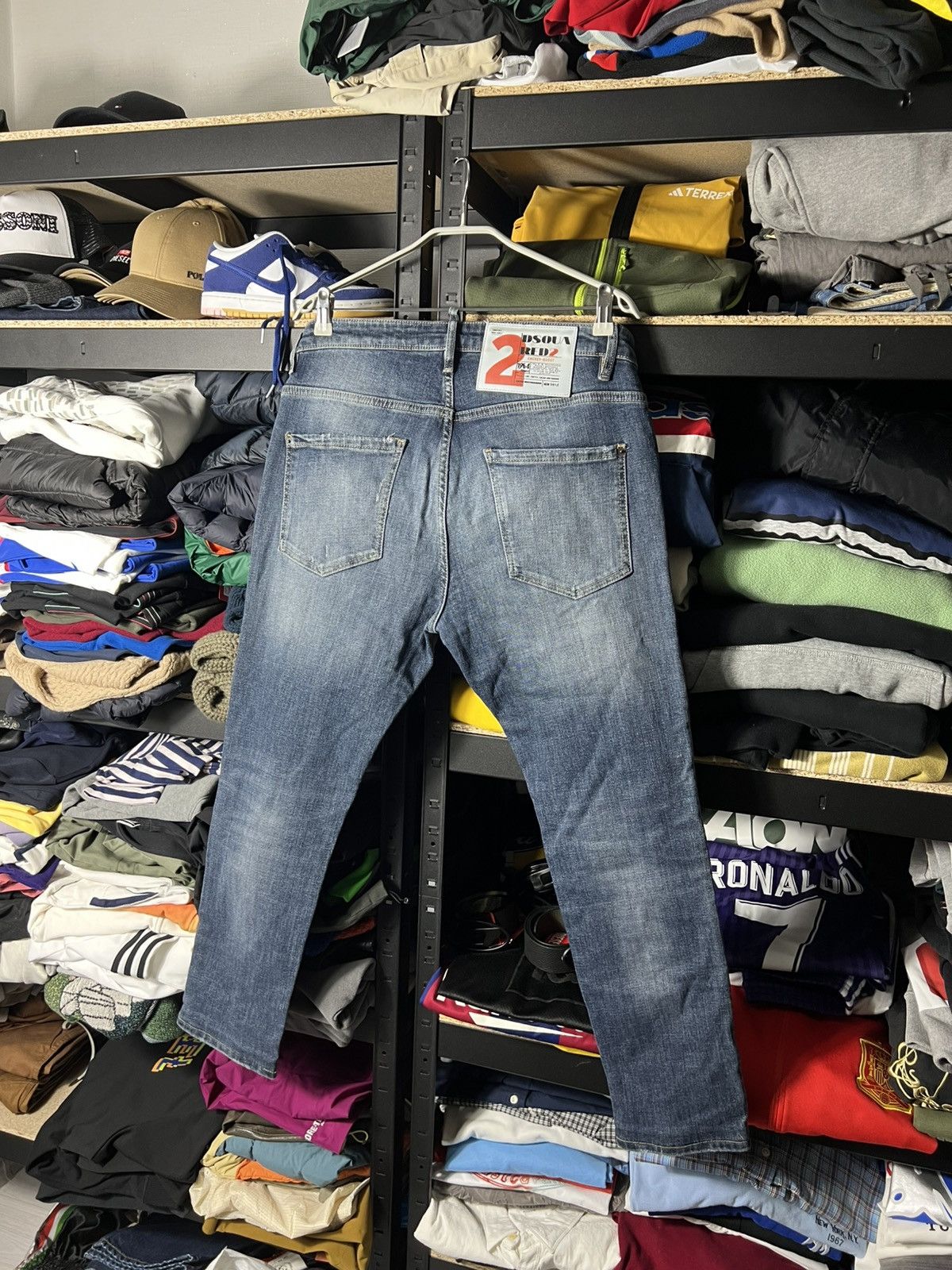 Dsquared2 Dsquared2 Red2 Distressed Slim Fit Jeans Size 52 Italy Denim Size US 36 / EU 52 - 7 Thumbnail
