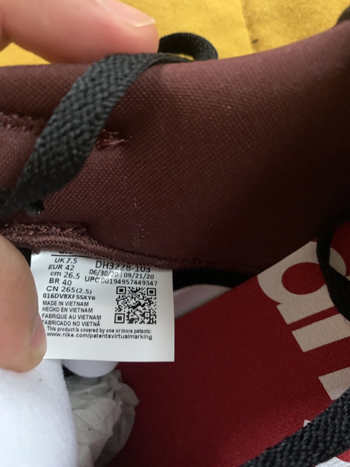 Nike × Supreme Supreme Nike SB Dunk Low OG QS Size US 8.5 / EU 41-42 - 10 Thumbnail
