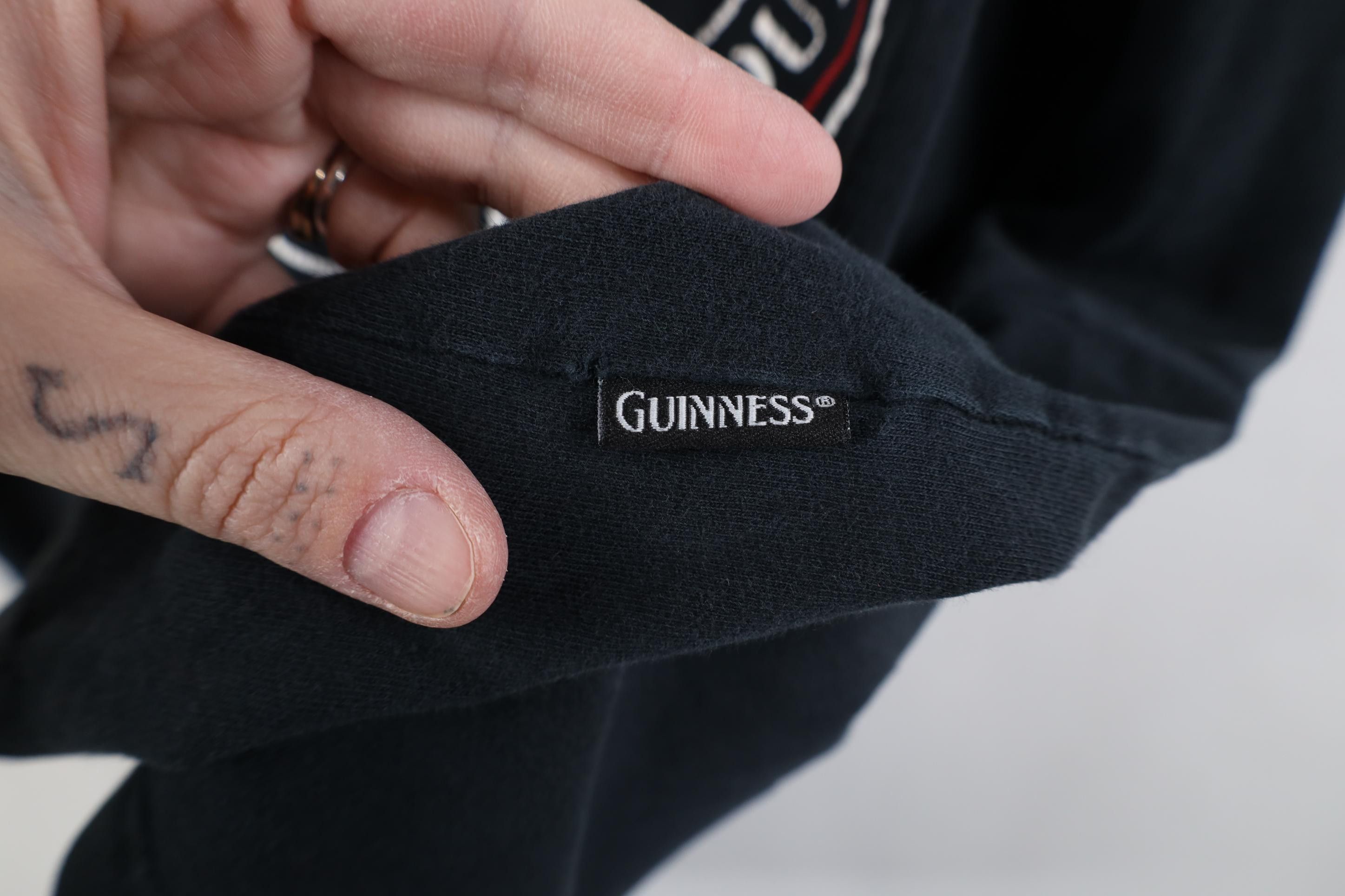 Vintage Vintage Guinness Beer Spell Out Foreign Extra Stout T-Shirt Size US XL / EU 56 / 4 - 7 Thumbnail