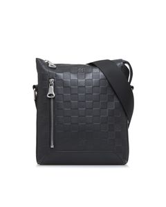 Discovery Messenger Bb Bag, - Louis Vuitton