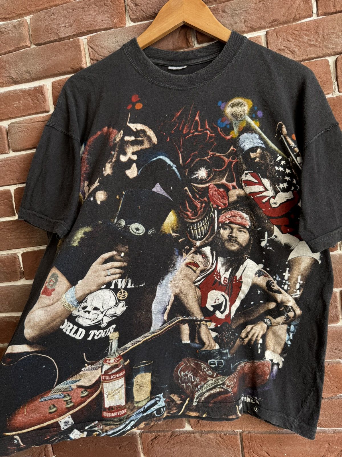 Band Tees Vintage 90s Rare Guns N Roses AXL Rose AOP empire Band Tee Size US L / EU 52-54 / 3 - 4 Thumbnail