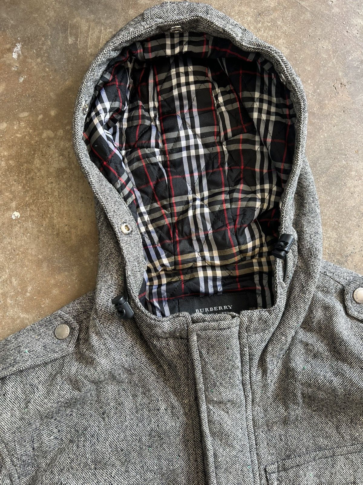 Burberry Vtg Burberry Black Label Multipocket Novacheck Hoodie Jacket Size US L / EU 52-54 / 3 - 11 Thumbnail