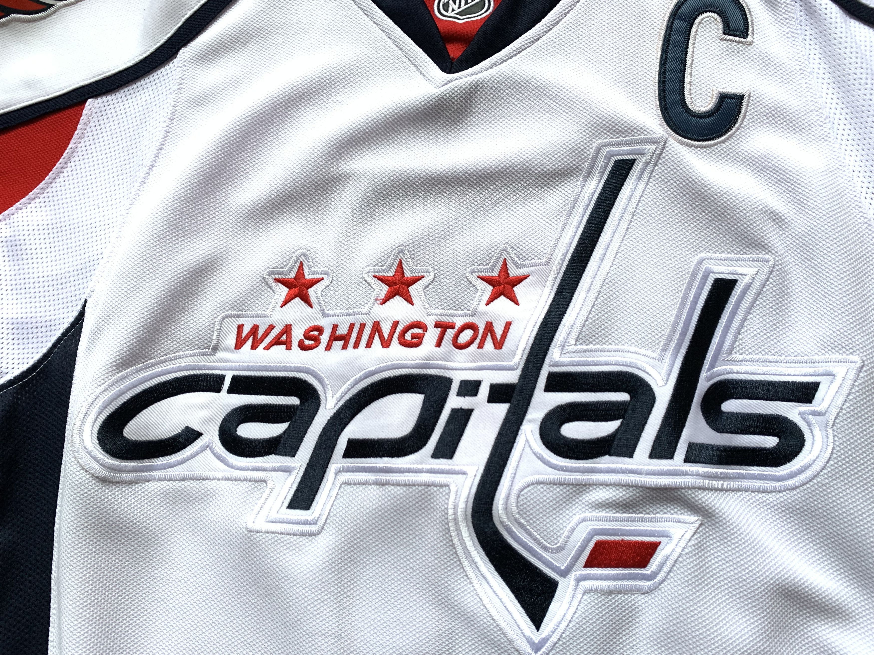 Ccm × NHL × Reebok Reebok Washington Capitals Alexander Ovechkin #8 Jersey Size US M / EU 48-50 / 2 - 5 Thumbnail